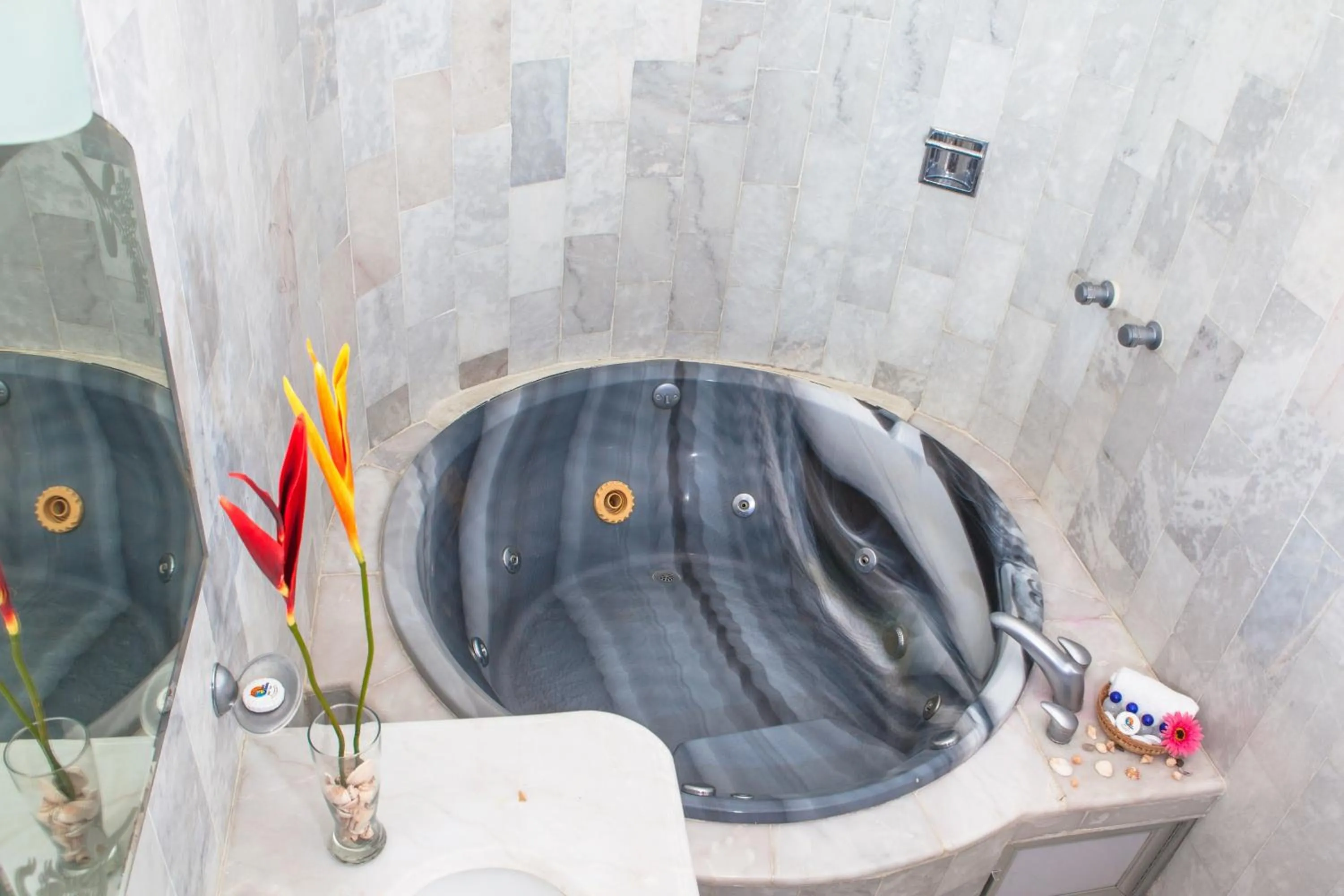 Bathroom in Hotel La Alondra
