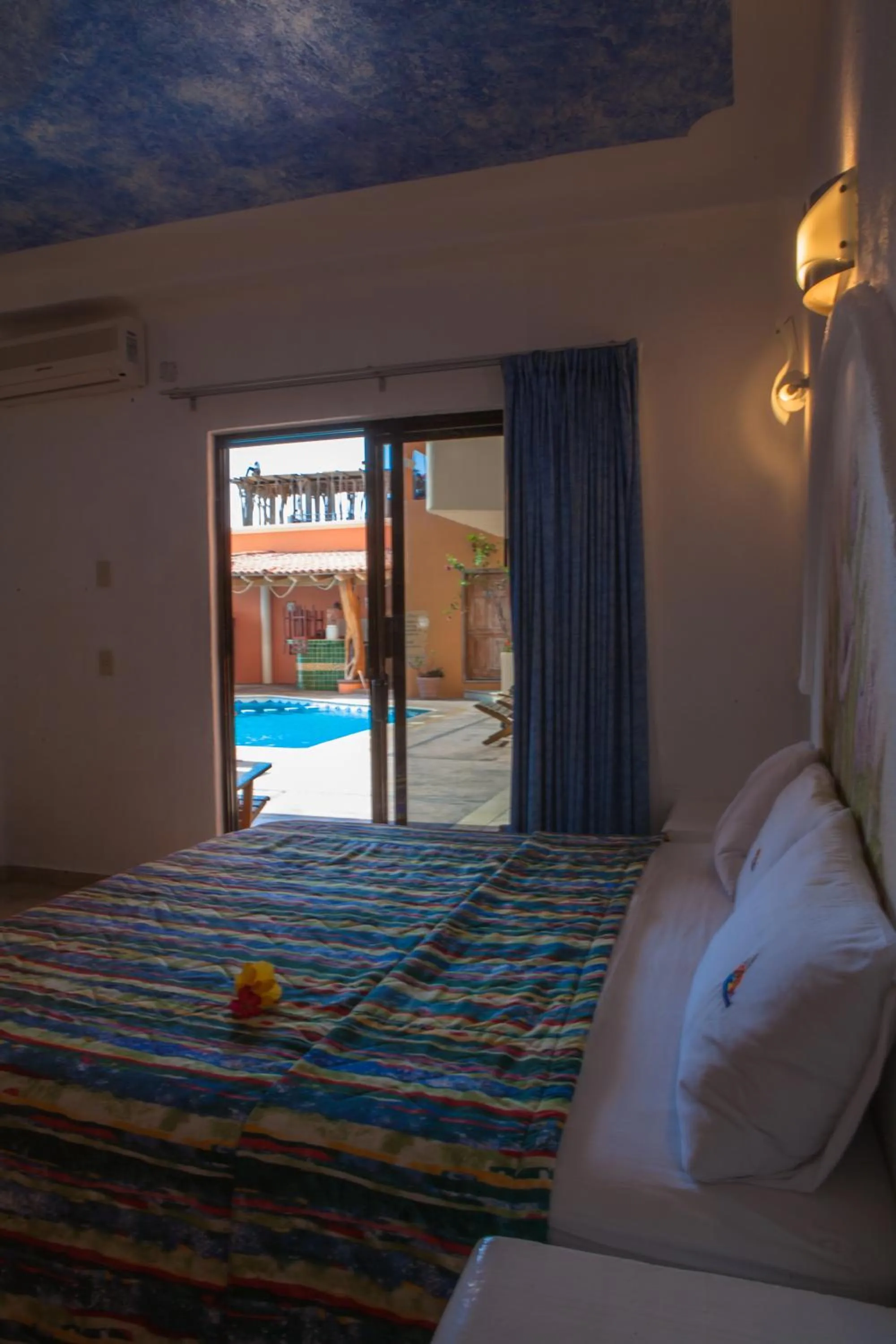 Photo of the whole room, Bed in Hotel La Alondra