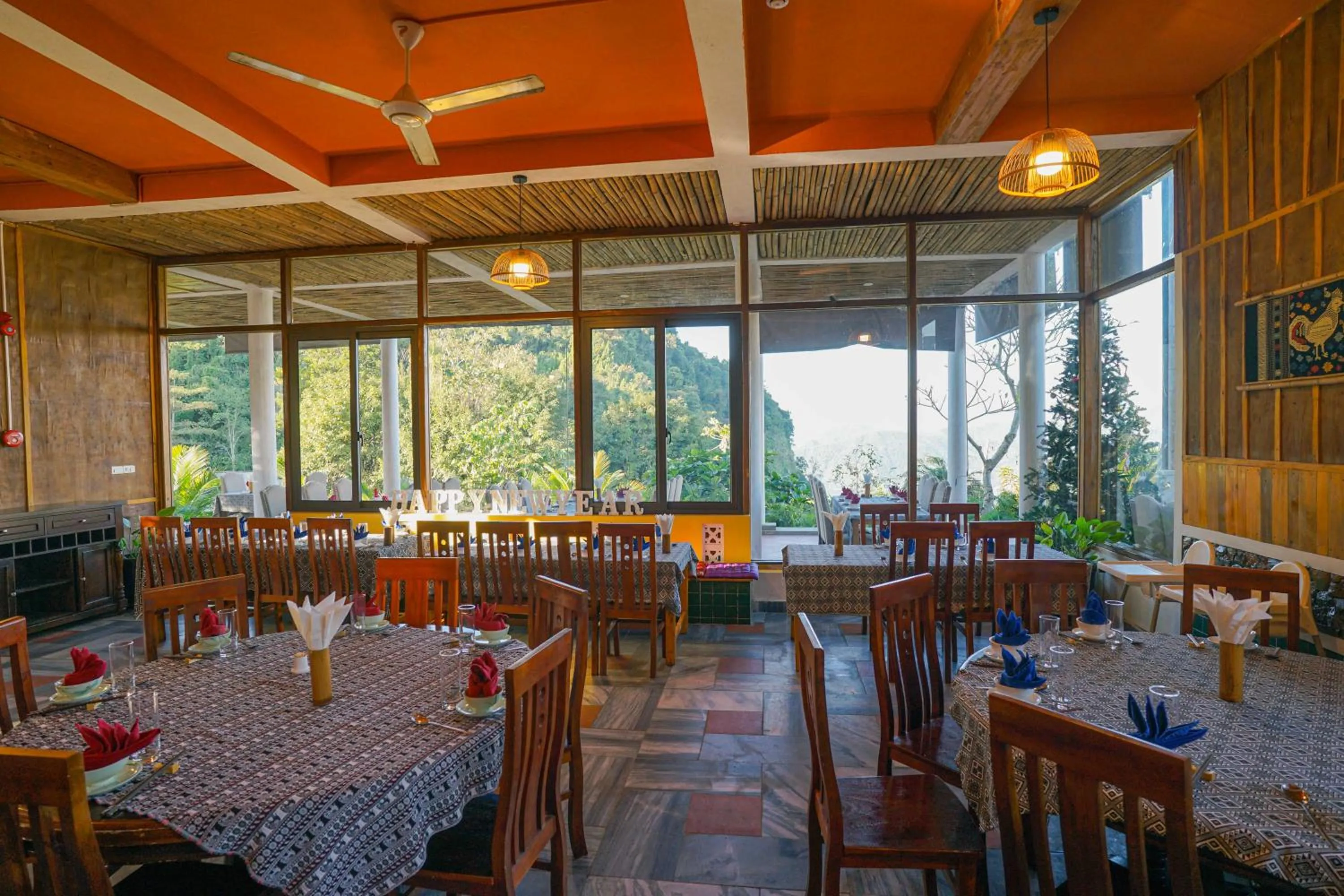 Restaurant/places to eat in Bakhan Village Resort