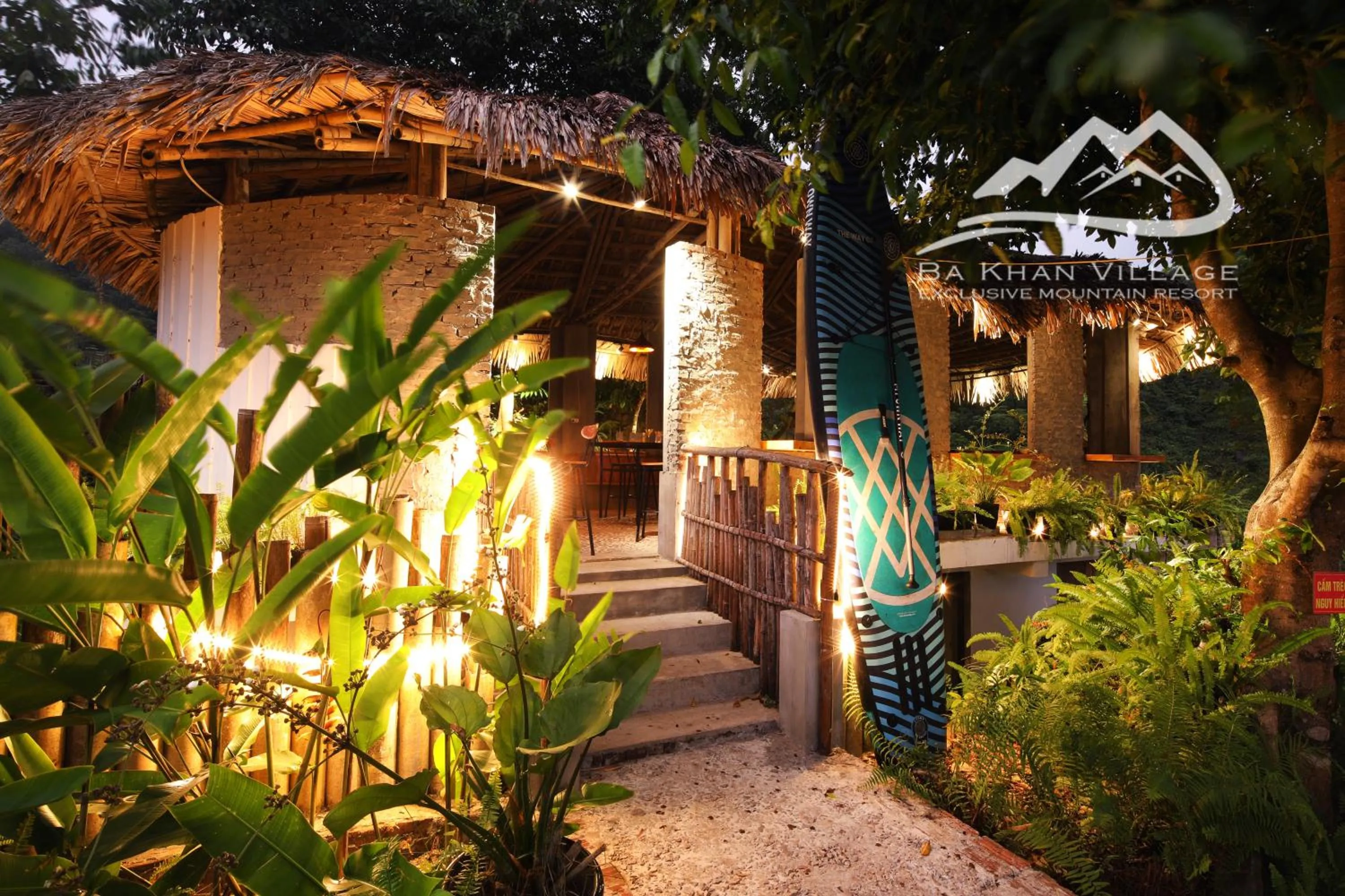 Restaurant/places to eat in Bakhan Village Resort