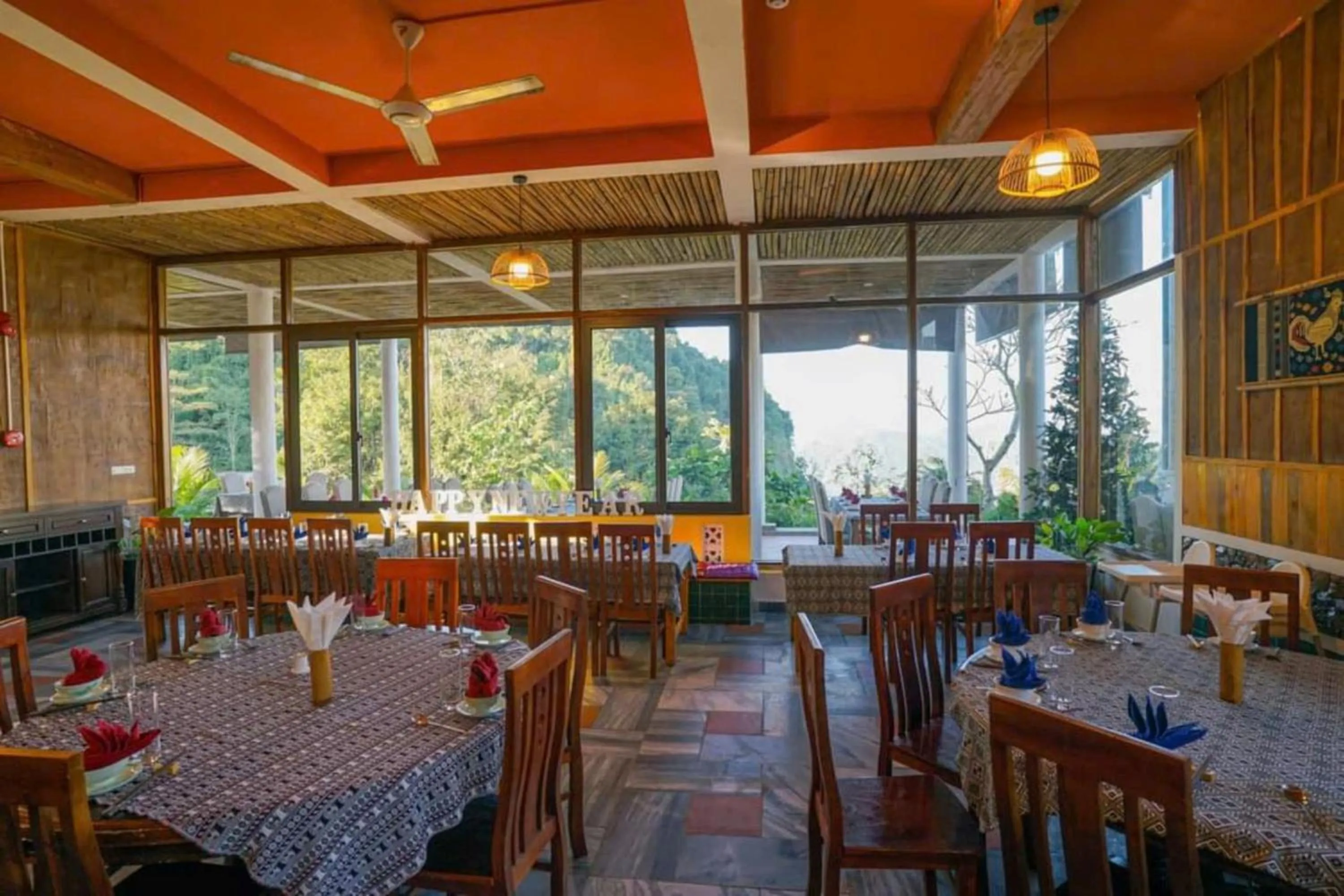 Restaurant/places to eat in Bakhan Village Resort