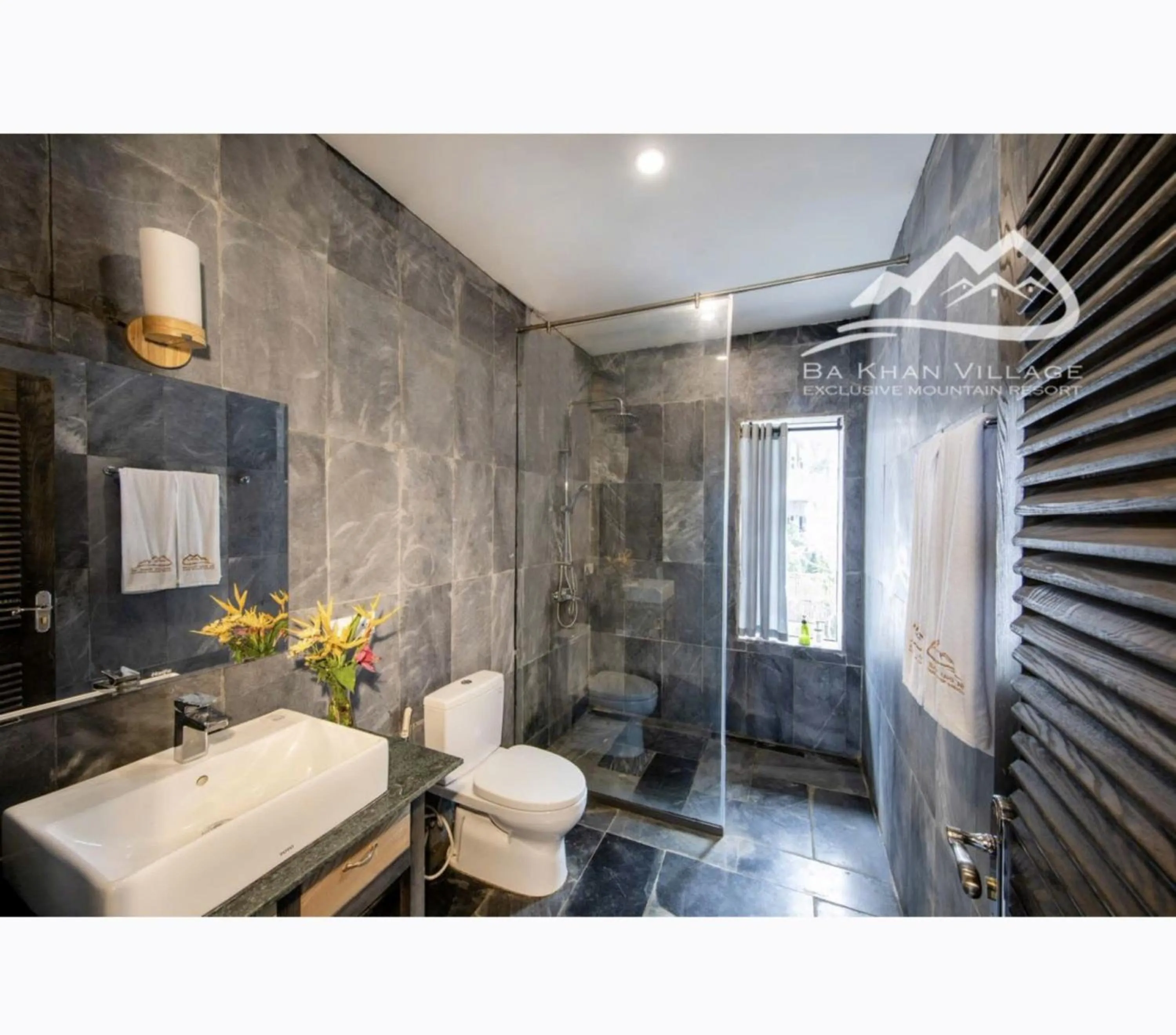 Bathroom in Bakhan Village Resort