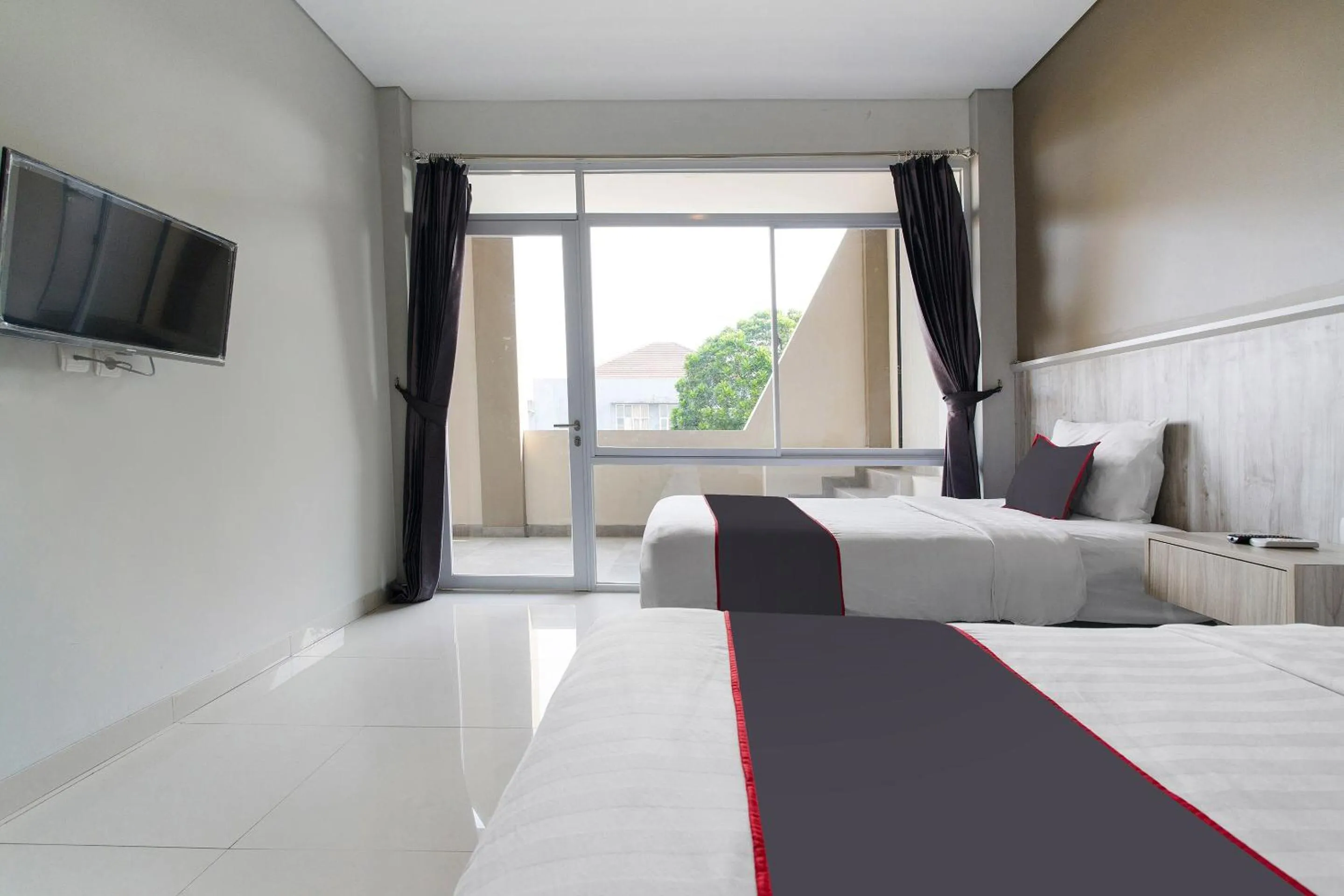 Bedroom, Bed in Capital O 1898 Louise Place