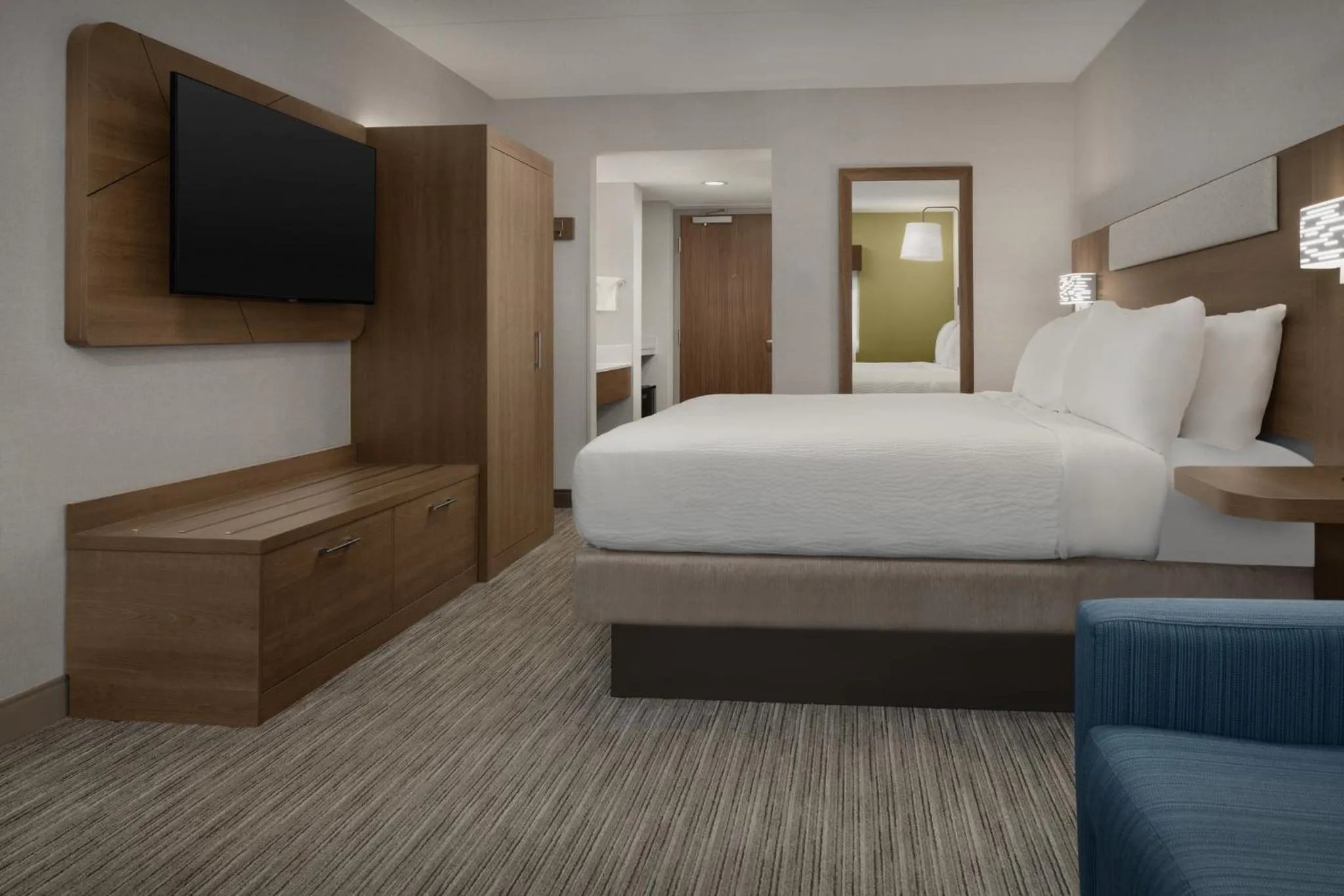 Photo of the whole room, Bed in Holiday Inn Express Boston - Saugus by IHG