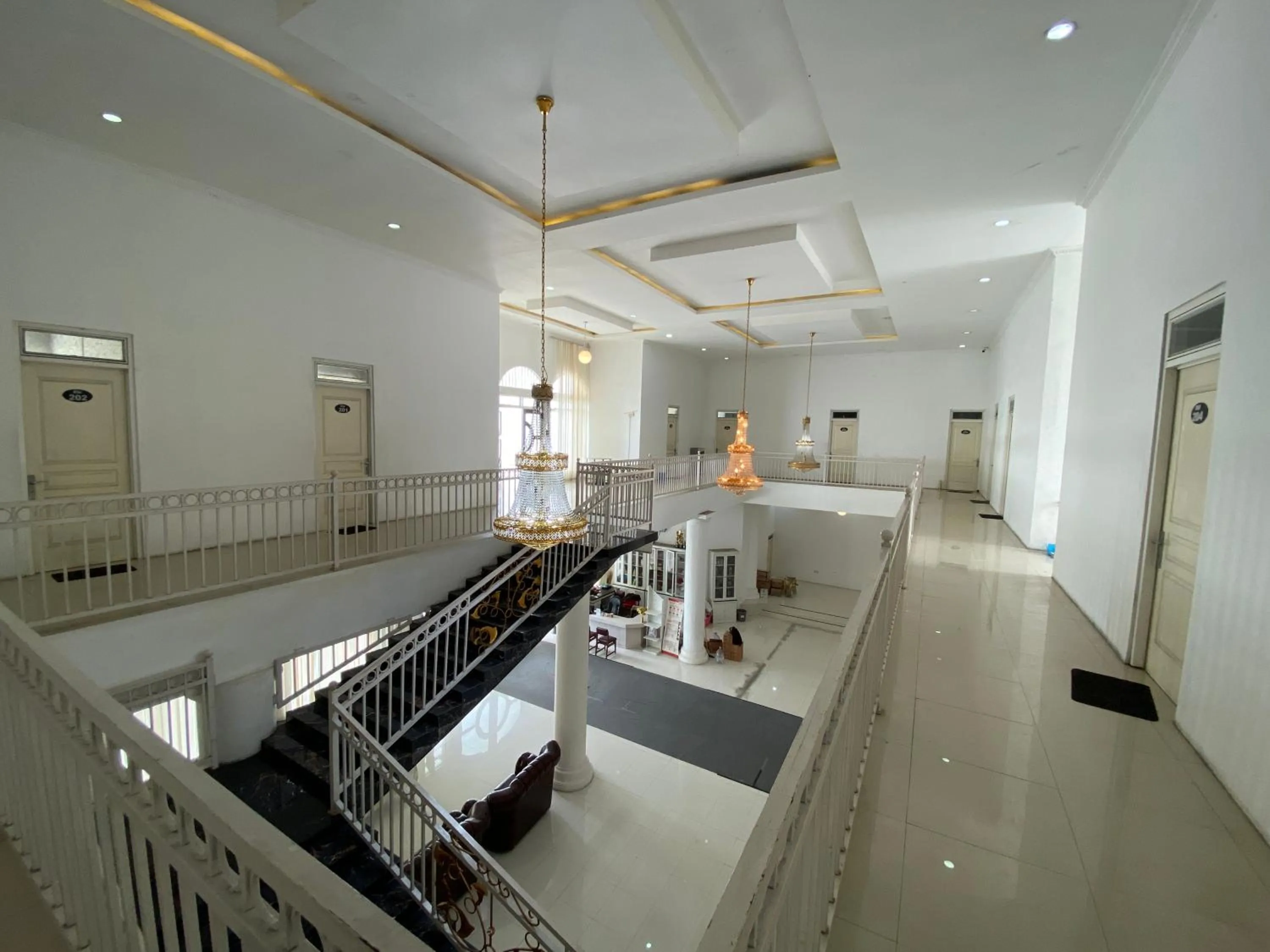 Lobby or reception in Griya RW Family Guest House Redpartner