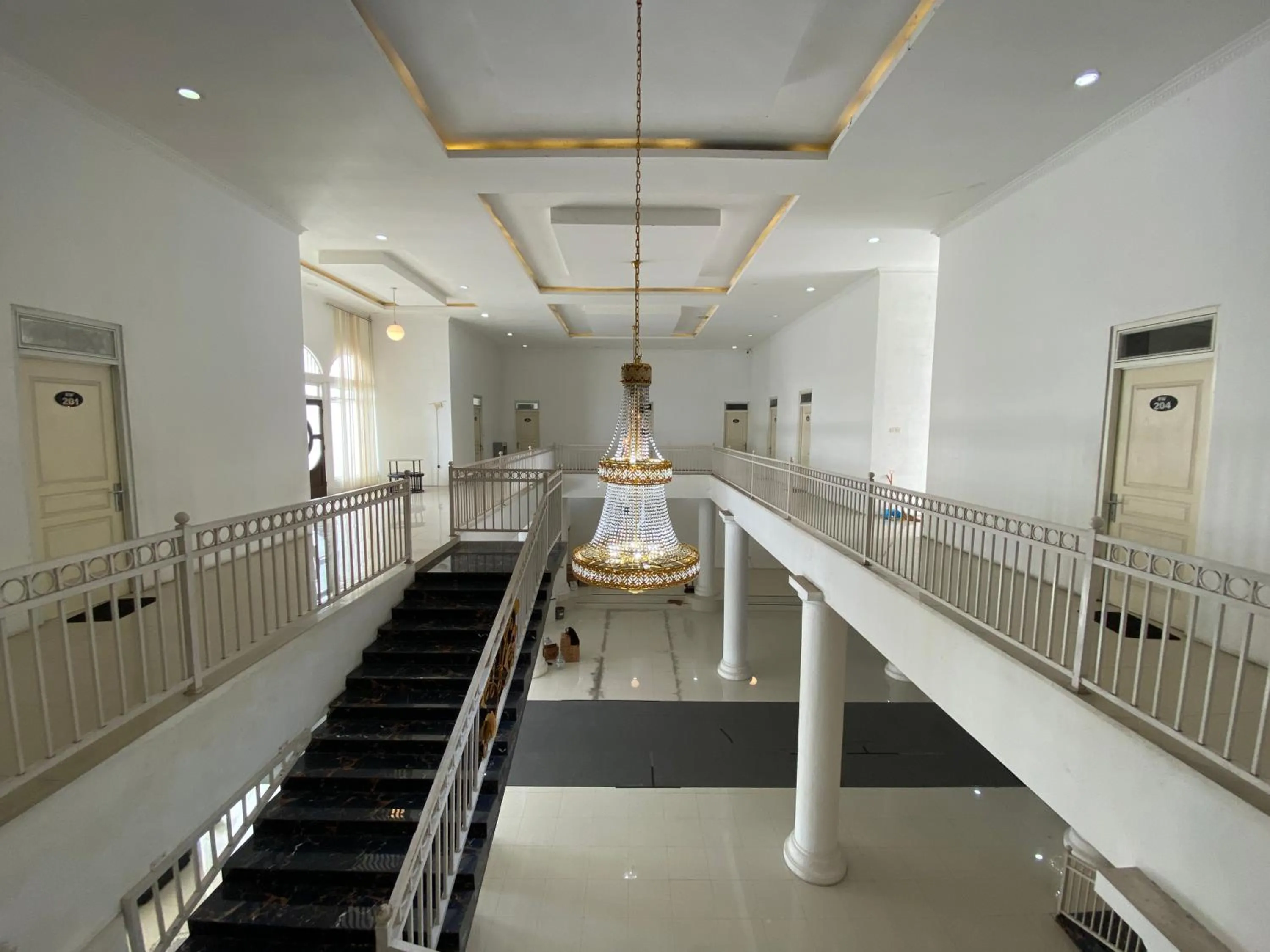 Lobby or reception in Griya RW Family Guest House Redpartner