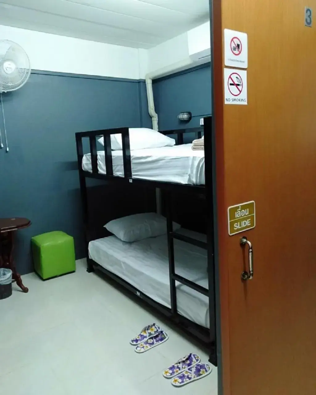 Bunk Bed in Female Dormitory Room in BedCabin Bunk Bed in Female Dormitory Room in BedCabin
