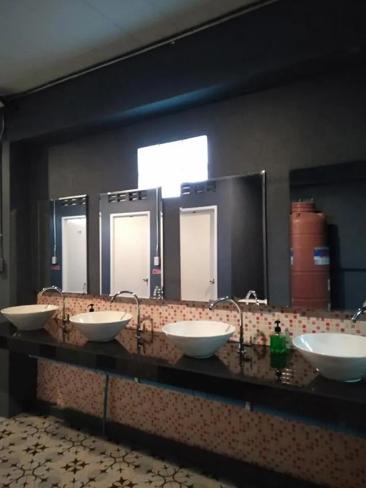 Bathroom in BedCabin