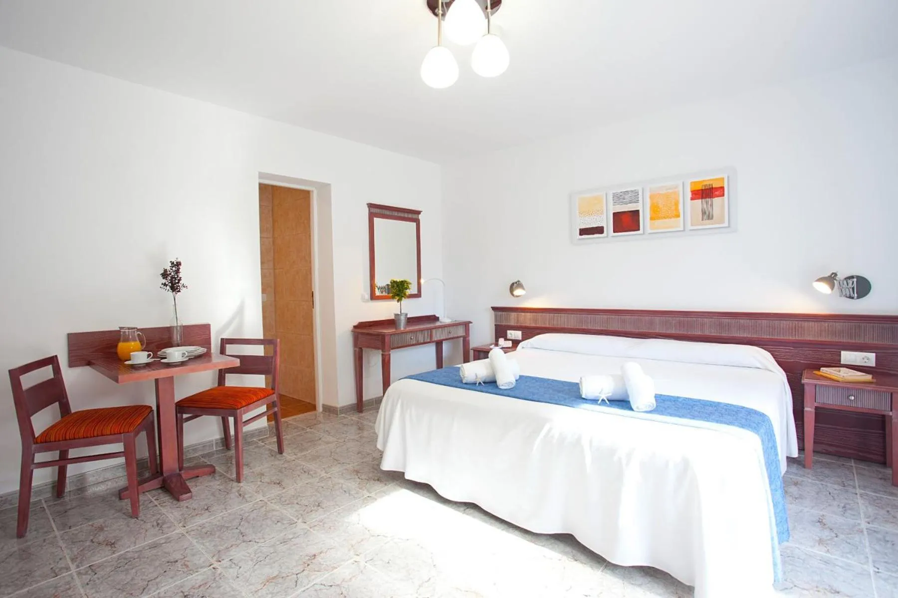 Bed in Apartamentos Cala Murada Tennis