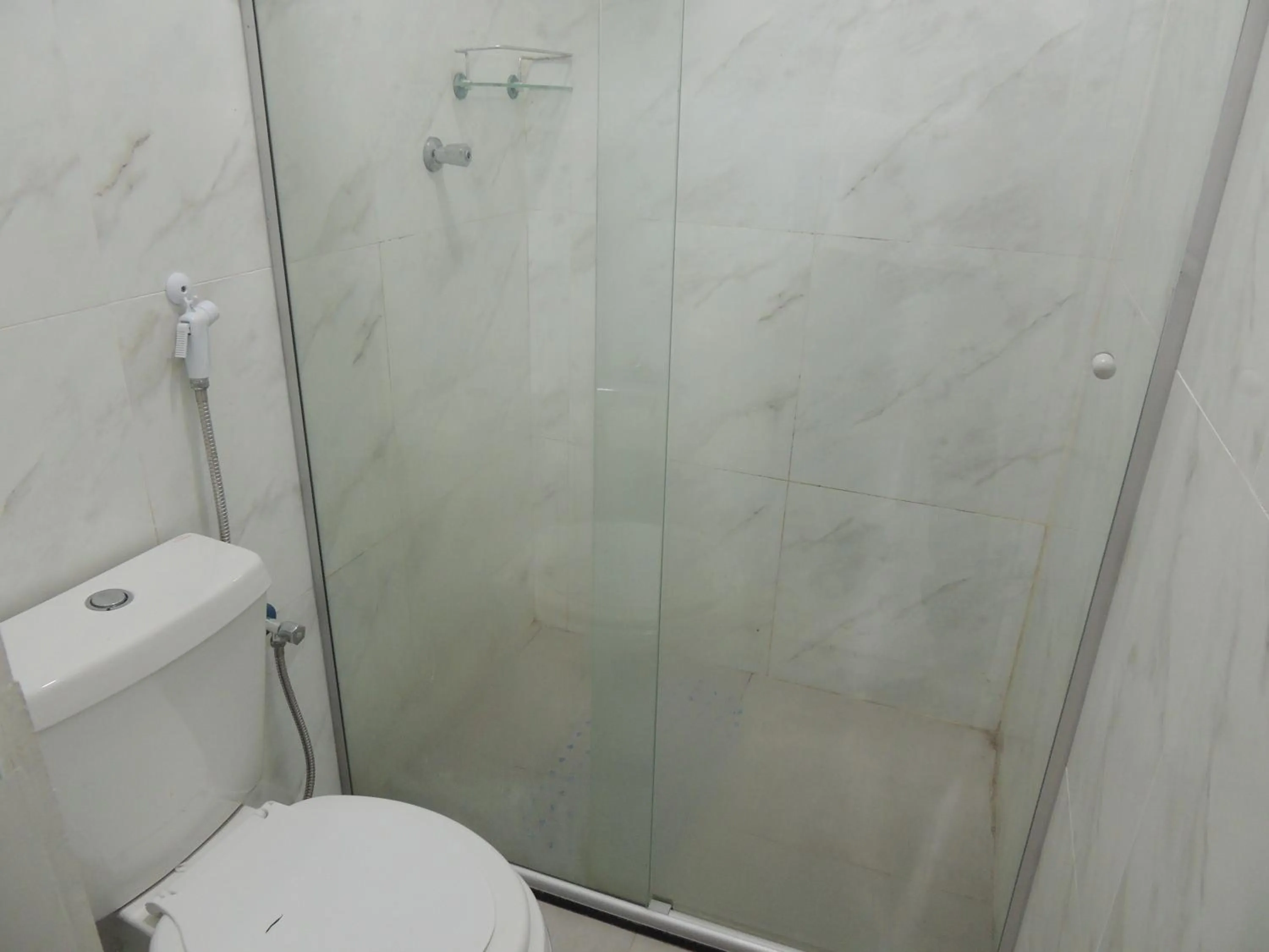 Bathroom in Hotel BH Inn Palmares - Fácil Acesso Cristiano Machado, Centerminas e Minas Shopping