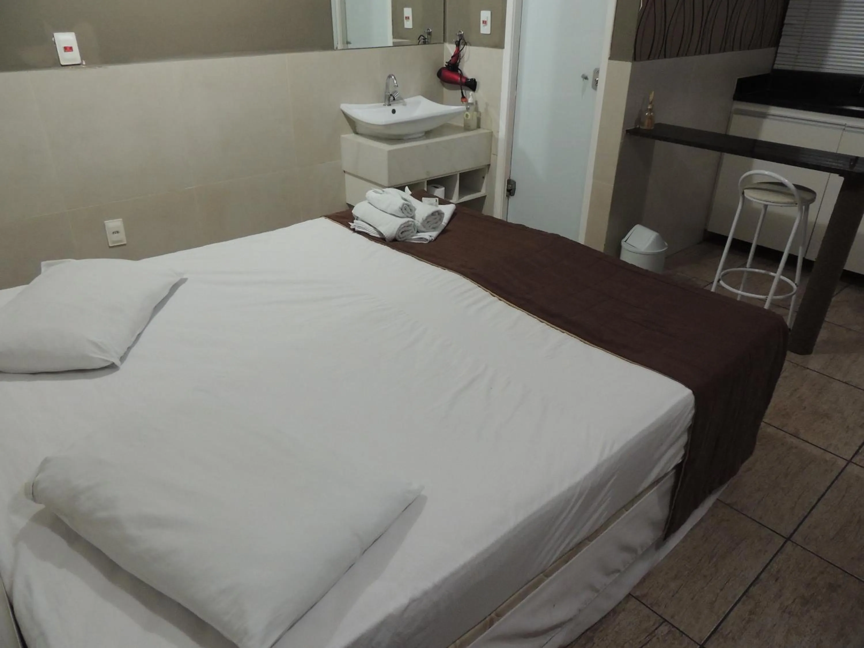 Bedroom, Bed in Hotel BH Inn Palmares - Fácil Acesso Cristiano Machado, Centerminas e Minas Shopping