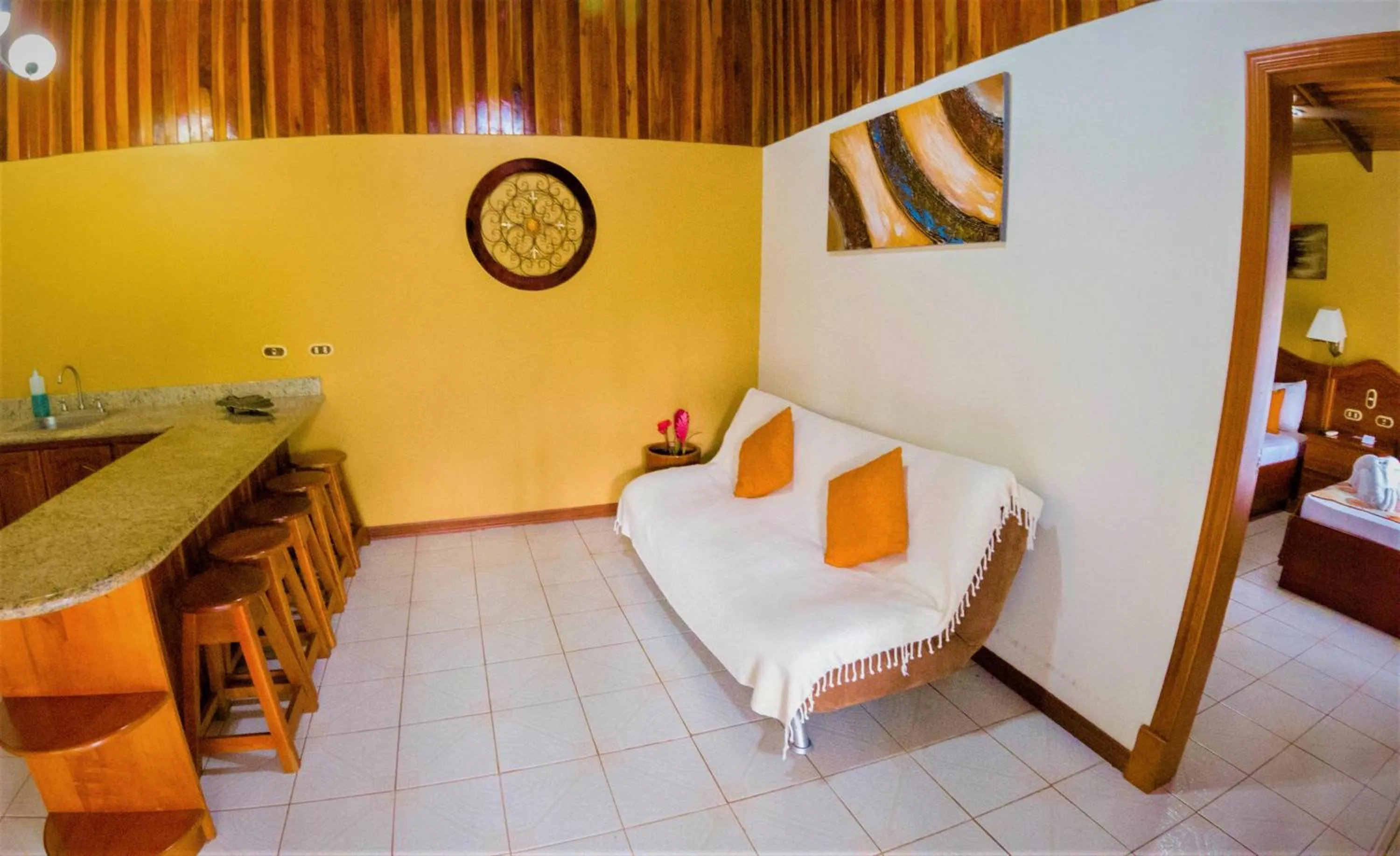 Living room, Bed in Arenal Paraiso Resort Spa & Thermo Mineral Hot Springs