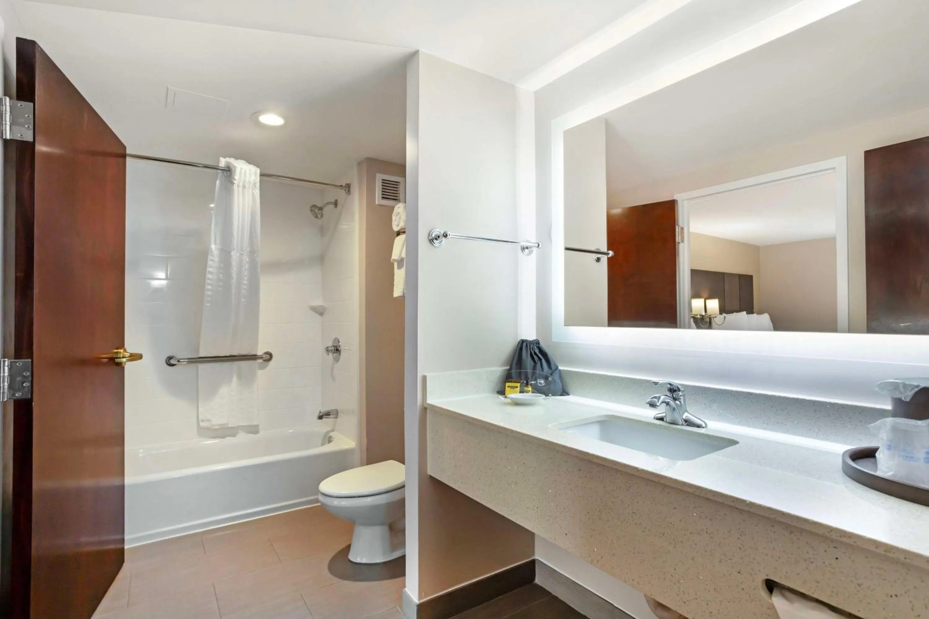 Bathroom in Best Western Plus Fairfield Hotel