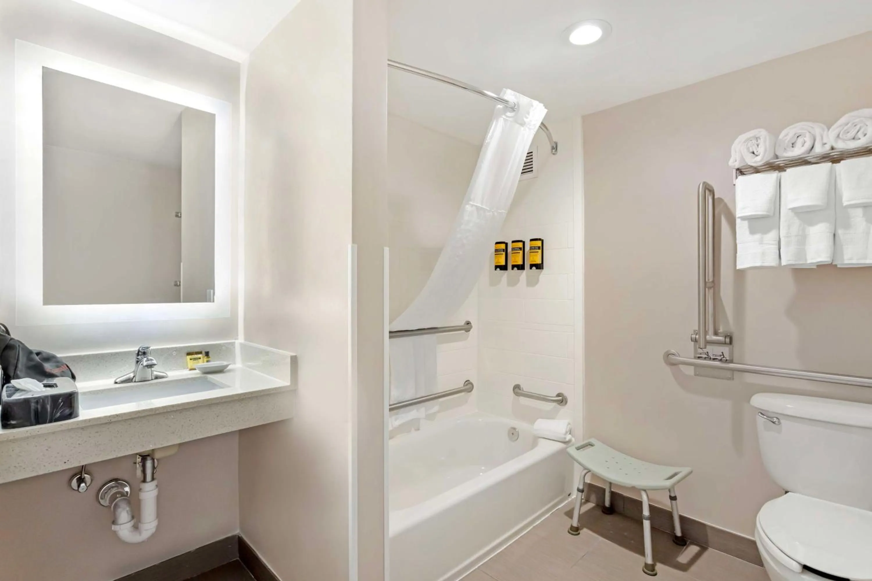 Bathroom in Best Western Plus Fairfield Hotel