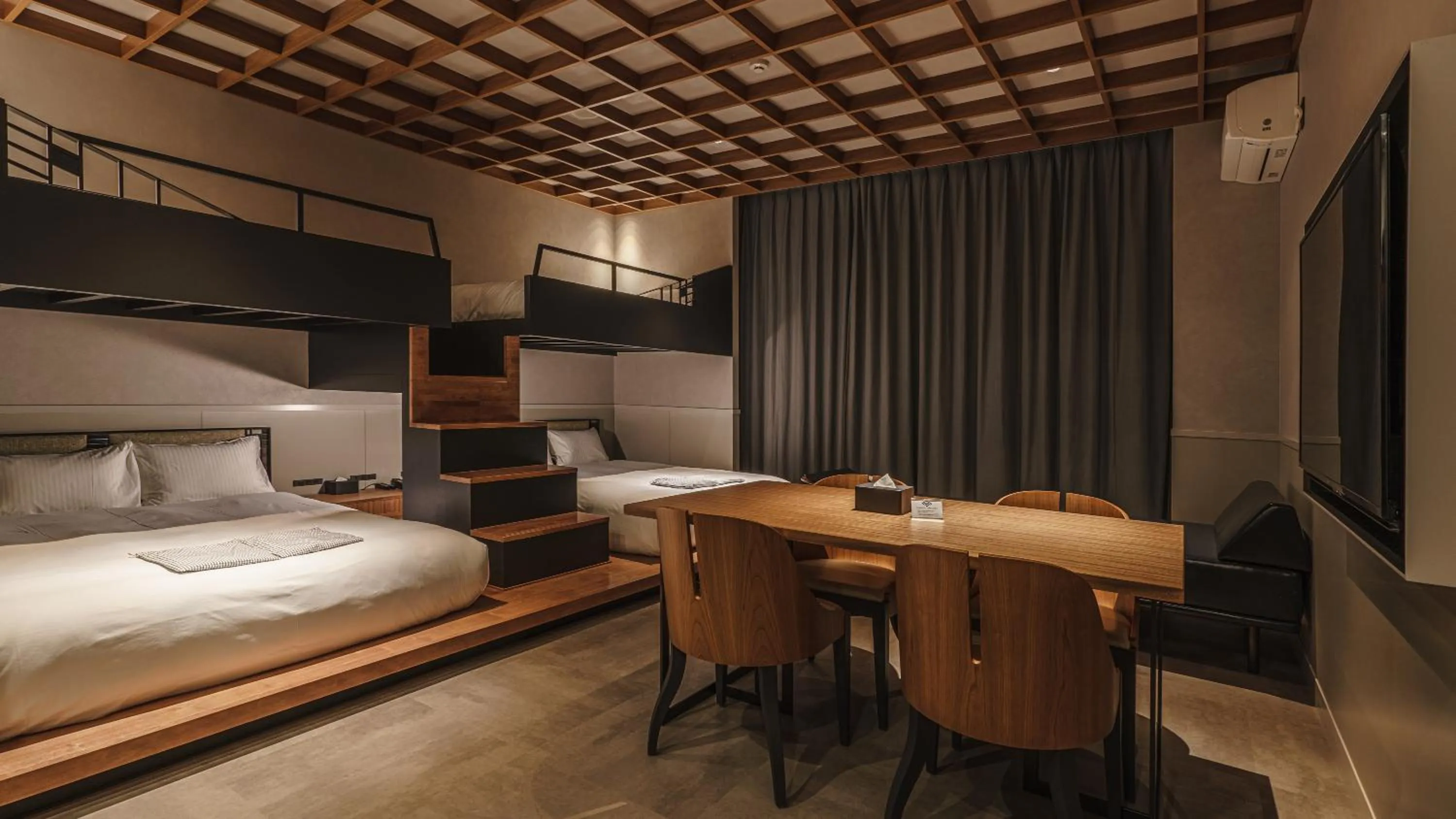 bunk bed, Bed in Hotel Aoka Kamigoto