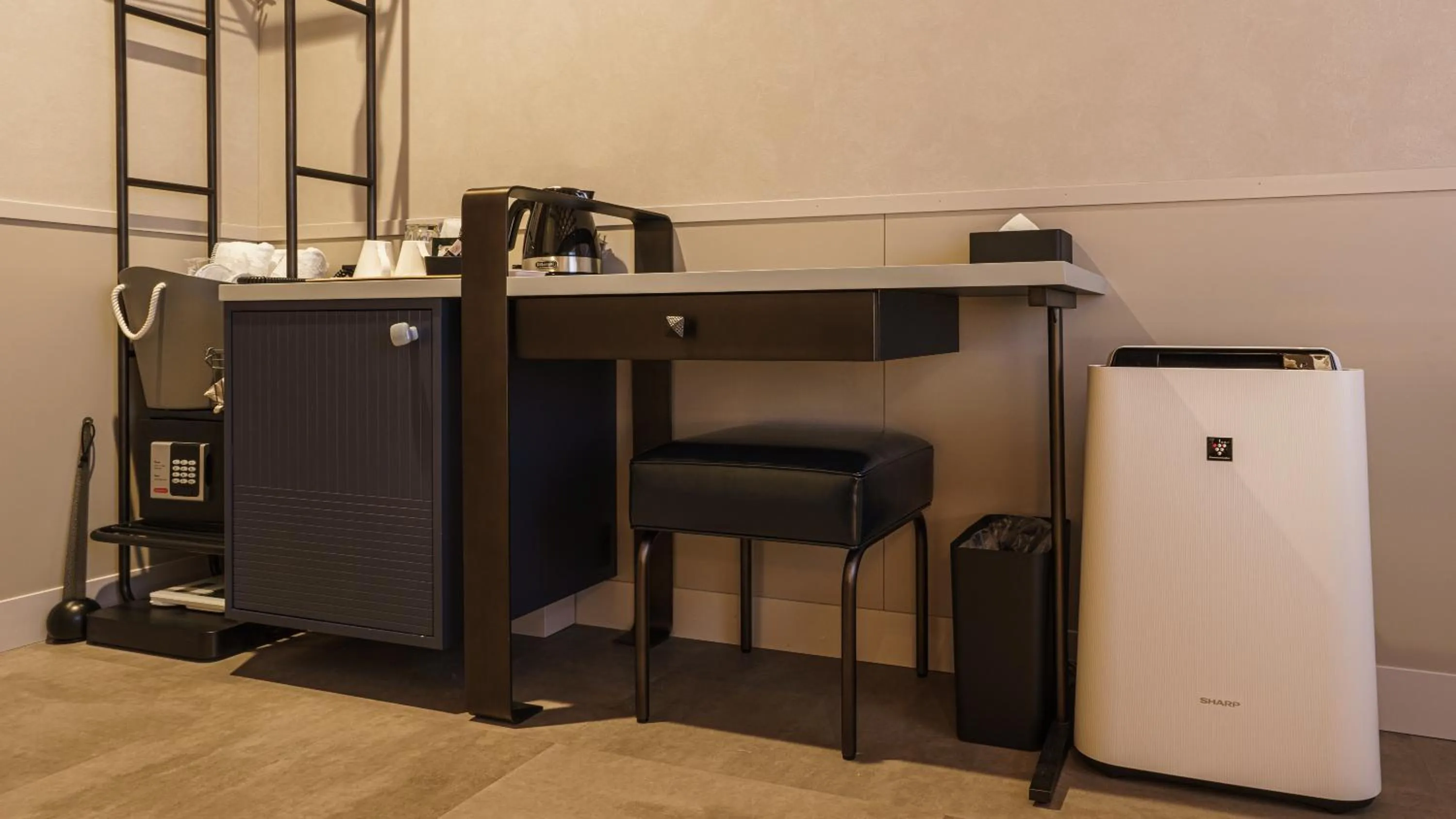 Coffee/tea facilities in Hotel Aoka Kamigoto