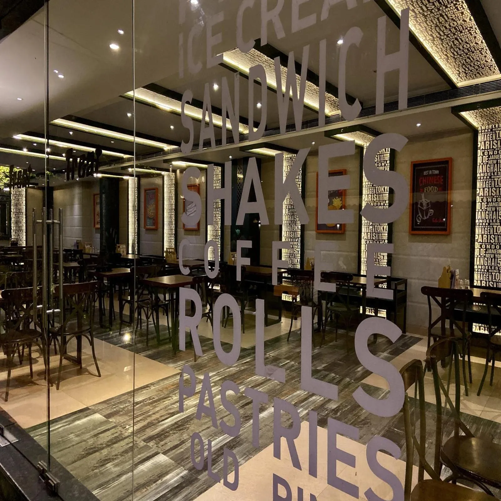 Breakfast in Kingston Resort