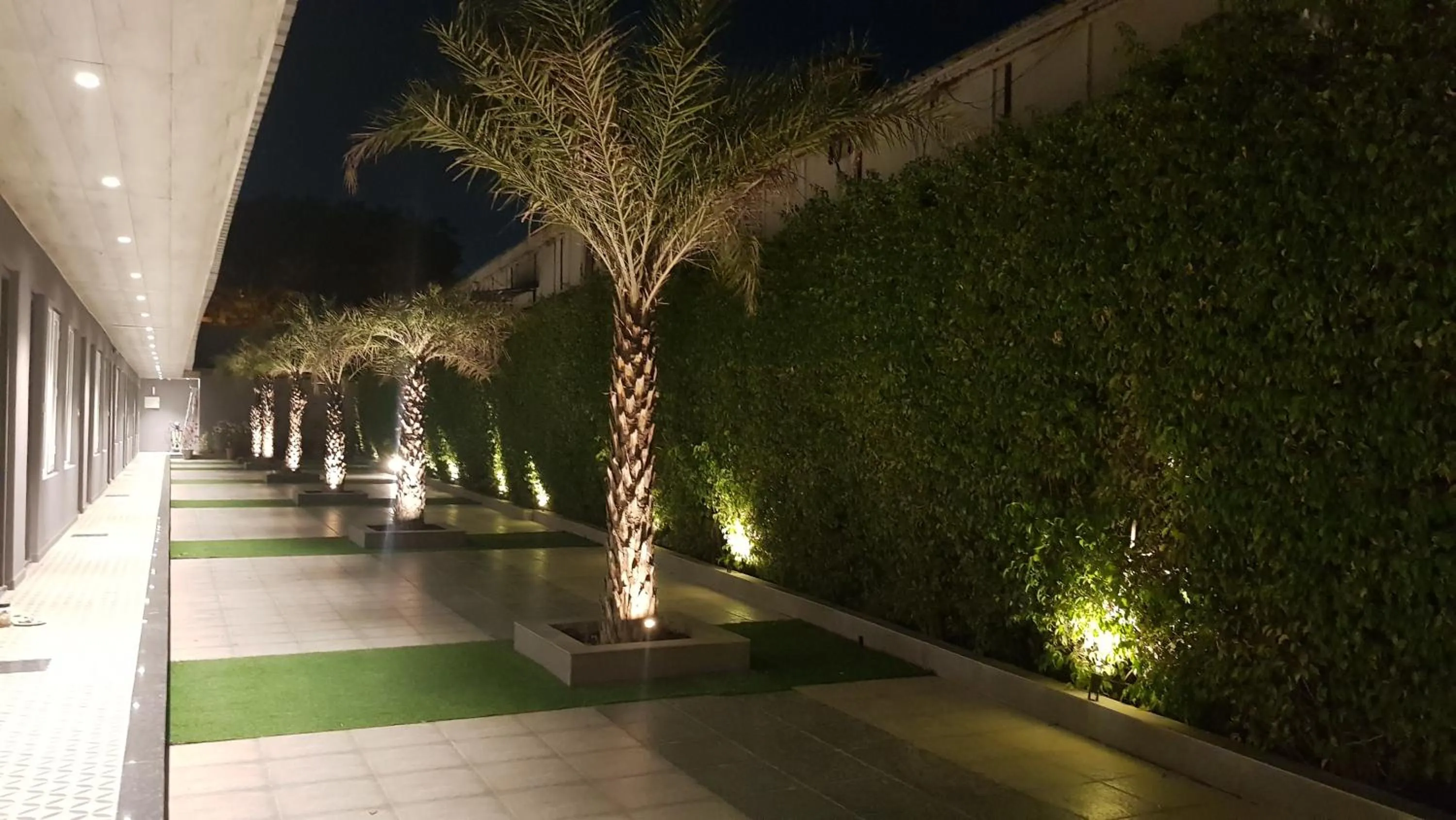 Garden in Kingston Resort