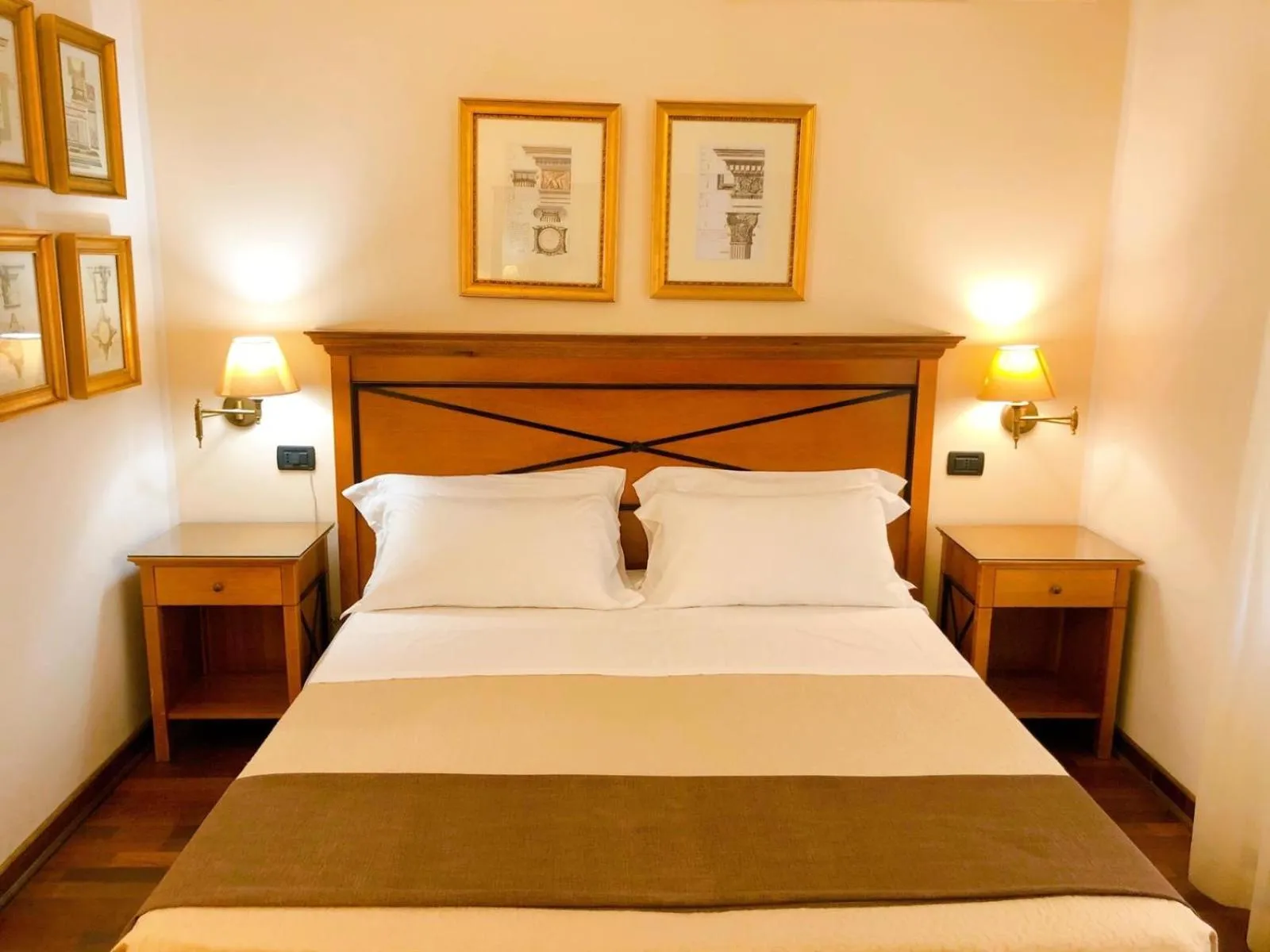 Bedroom in Hotel Florio Operà Palermo Central