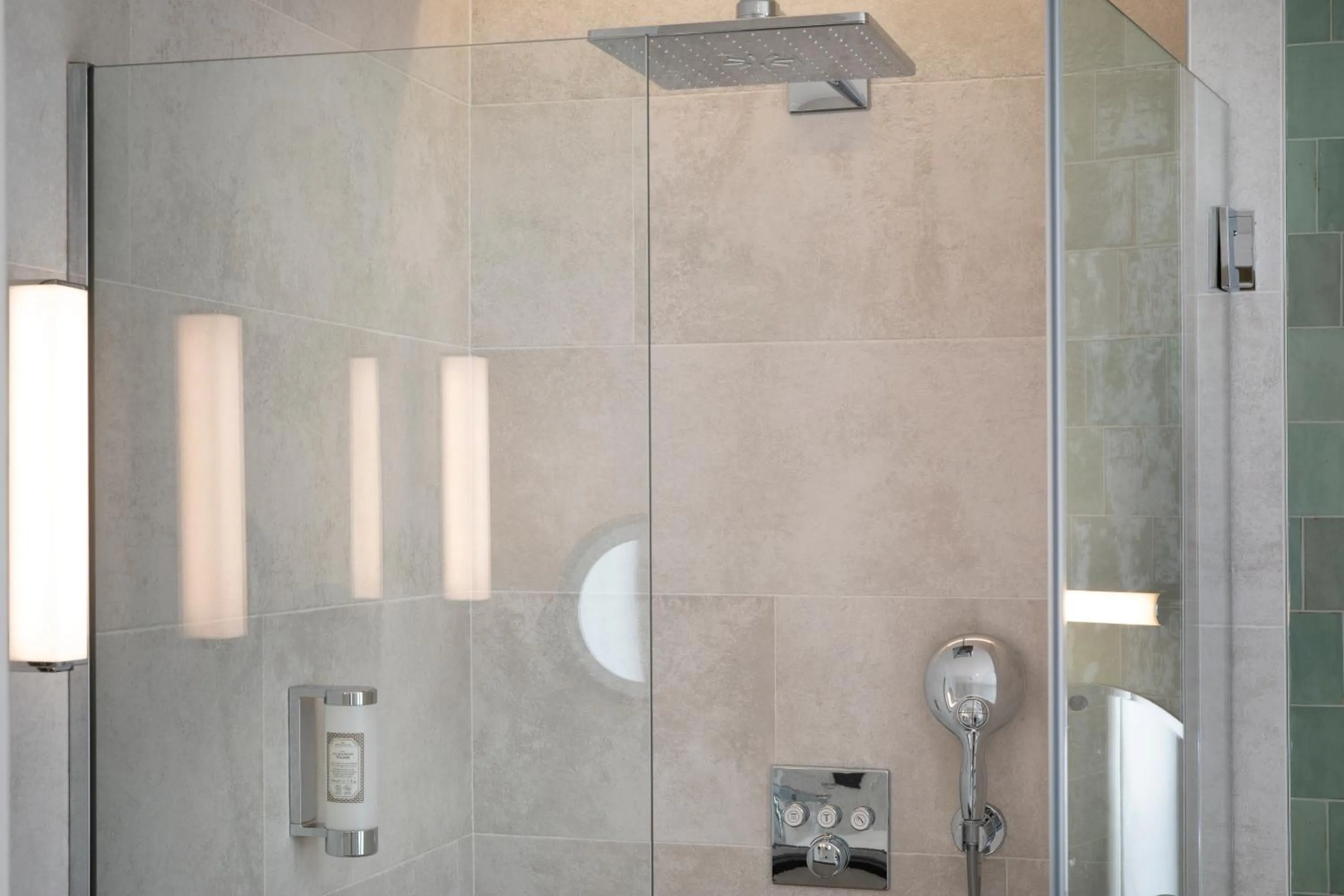 Hôtel des Champs-Elysées