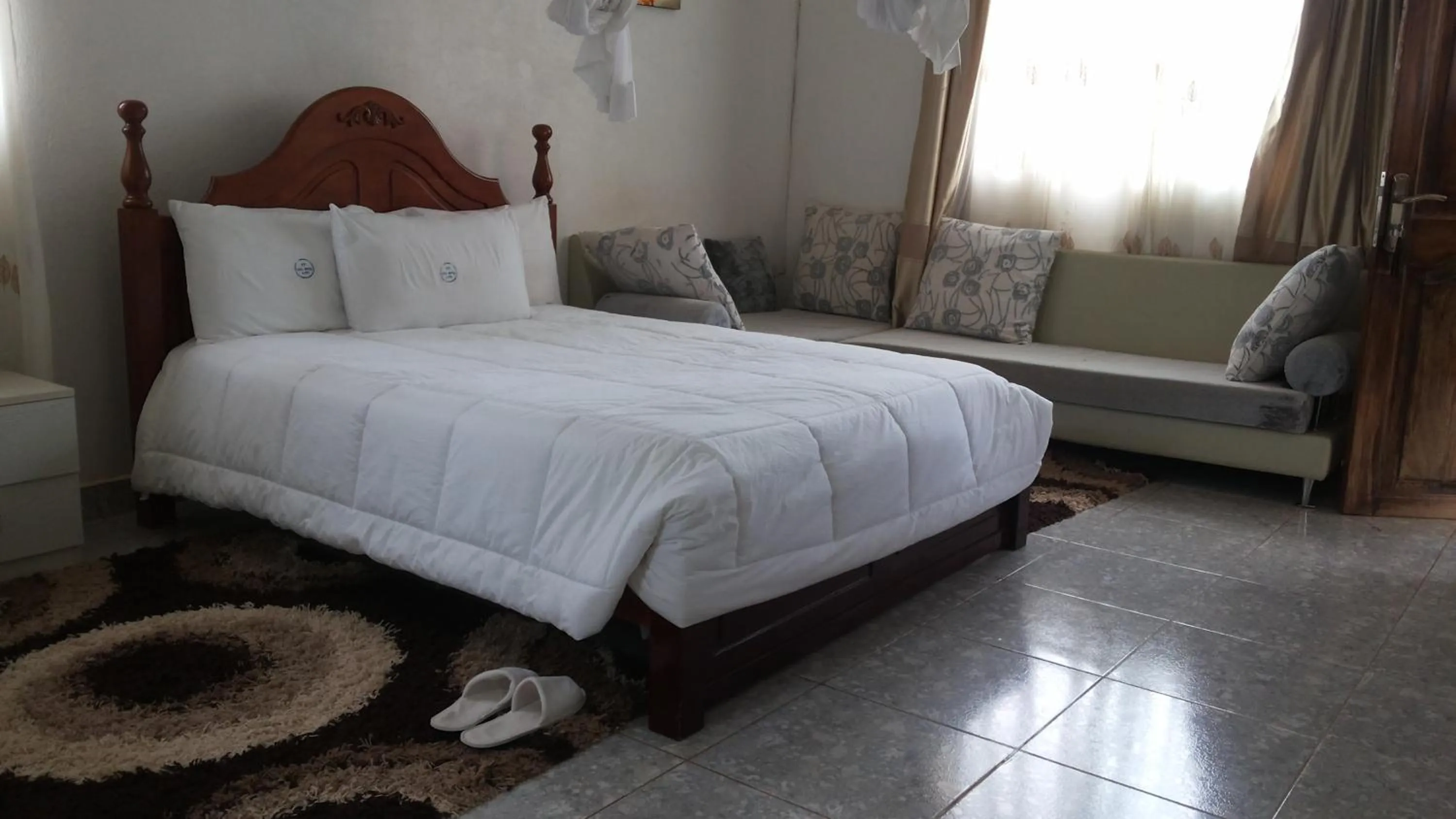 Photo of the whole room in St Lira Hotel