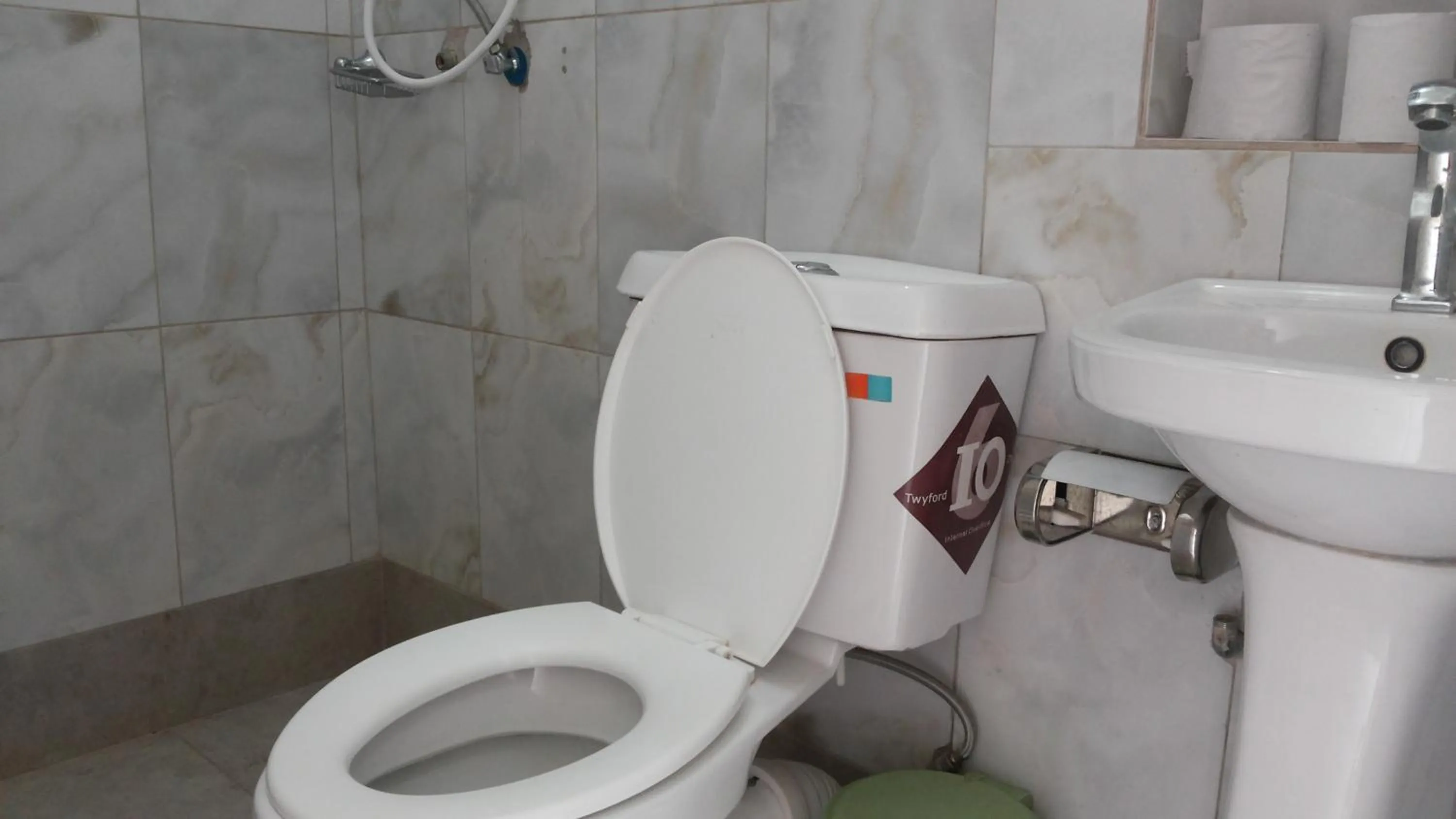 Bathroom in St Lira Hotel