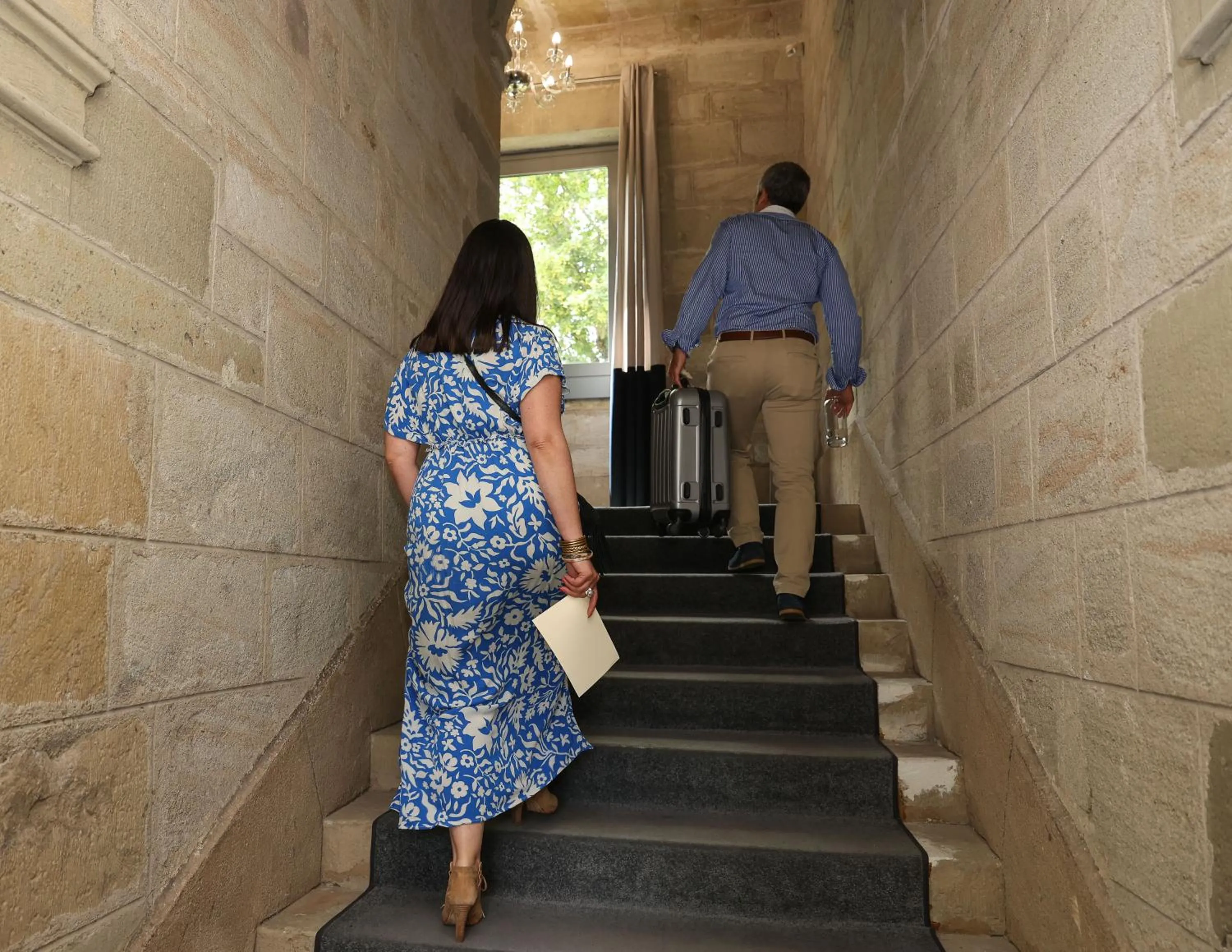 People in Hôtel Château de Lacan