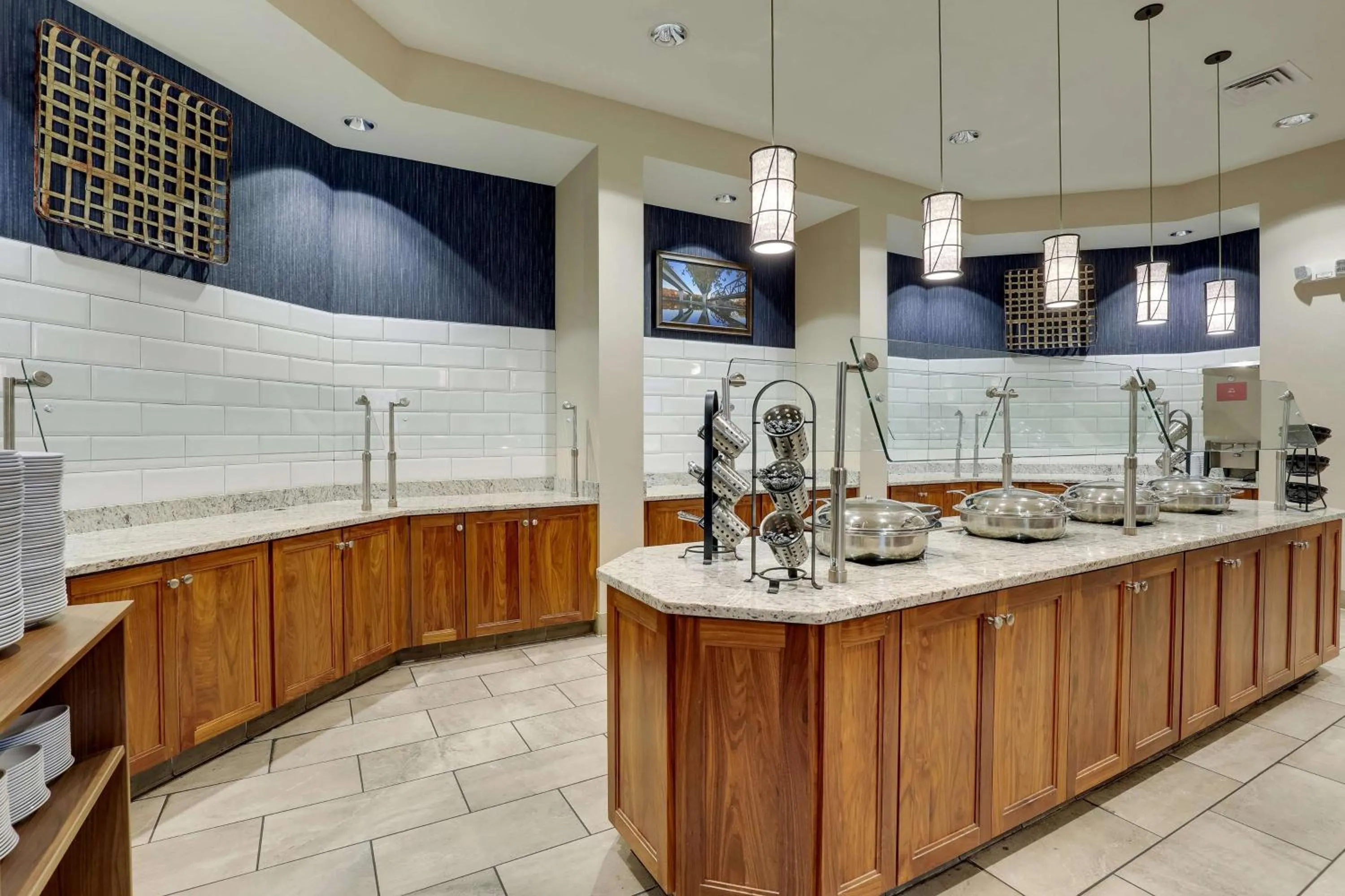 Breakfast in Drury Inn & Suites Lafayette IN