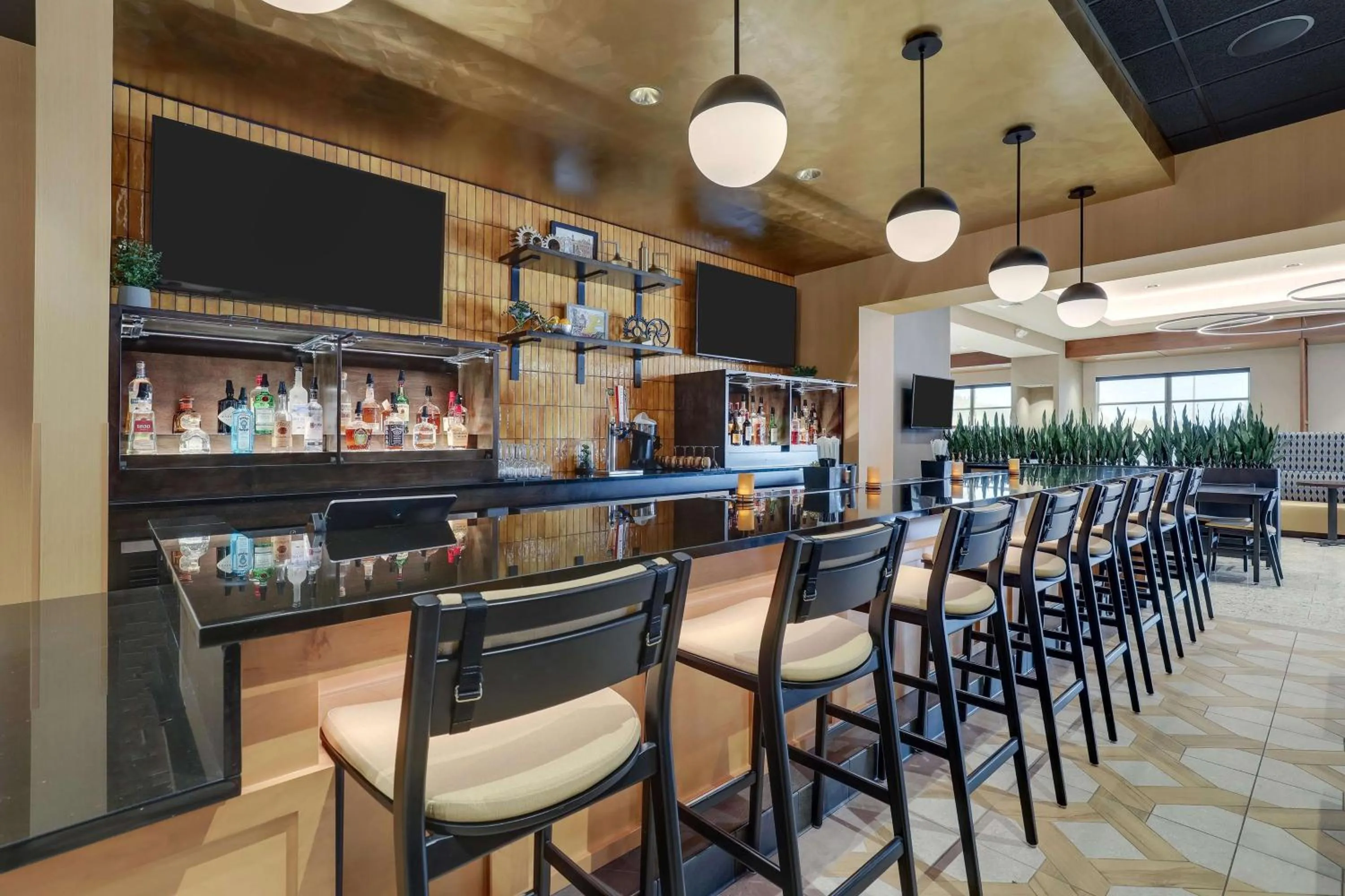 Lounge or bar in Drury Inn & Suites Lafayette IN