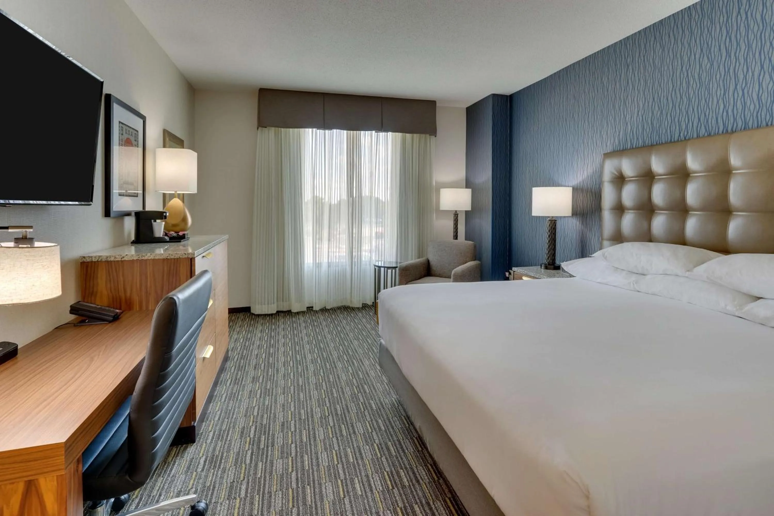 Photo of the whole room, Bed in Drury Inn & Suites Lafayette IN