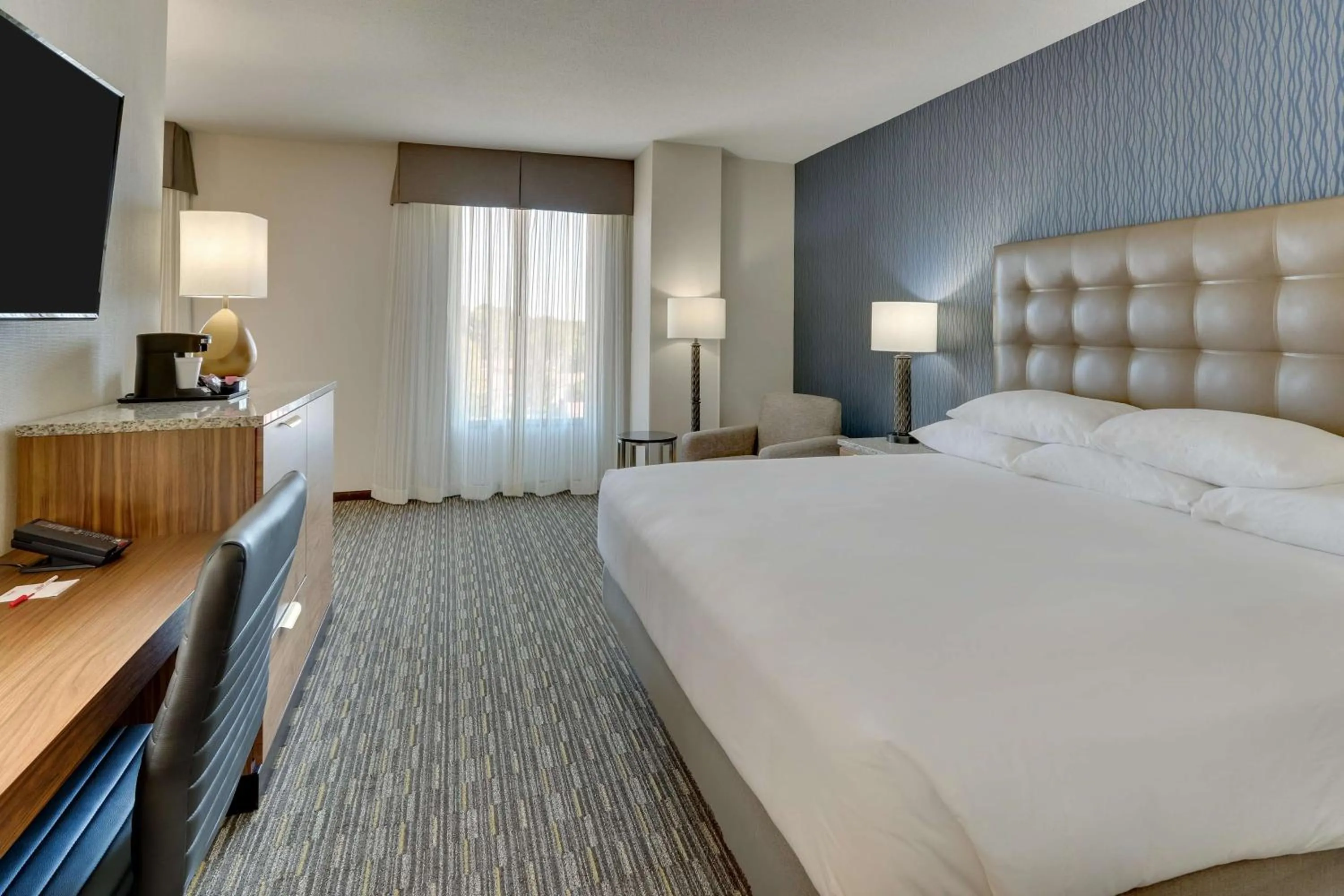 Photo of the whole room, Bed in Drury Inn & Suites Lafayette IN