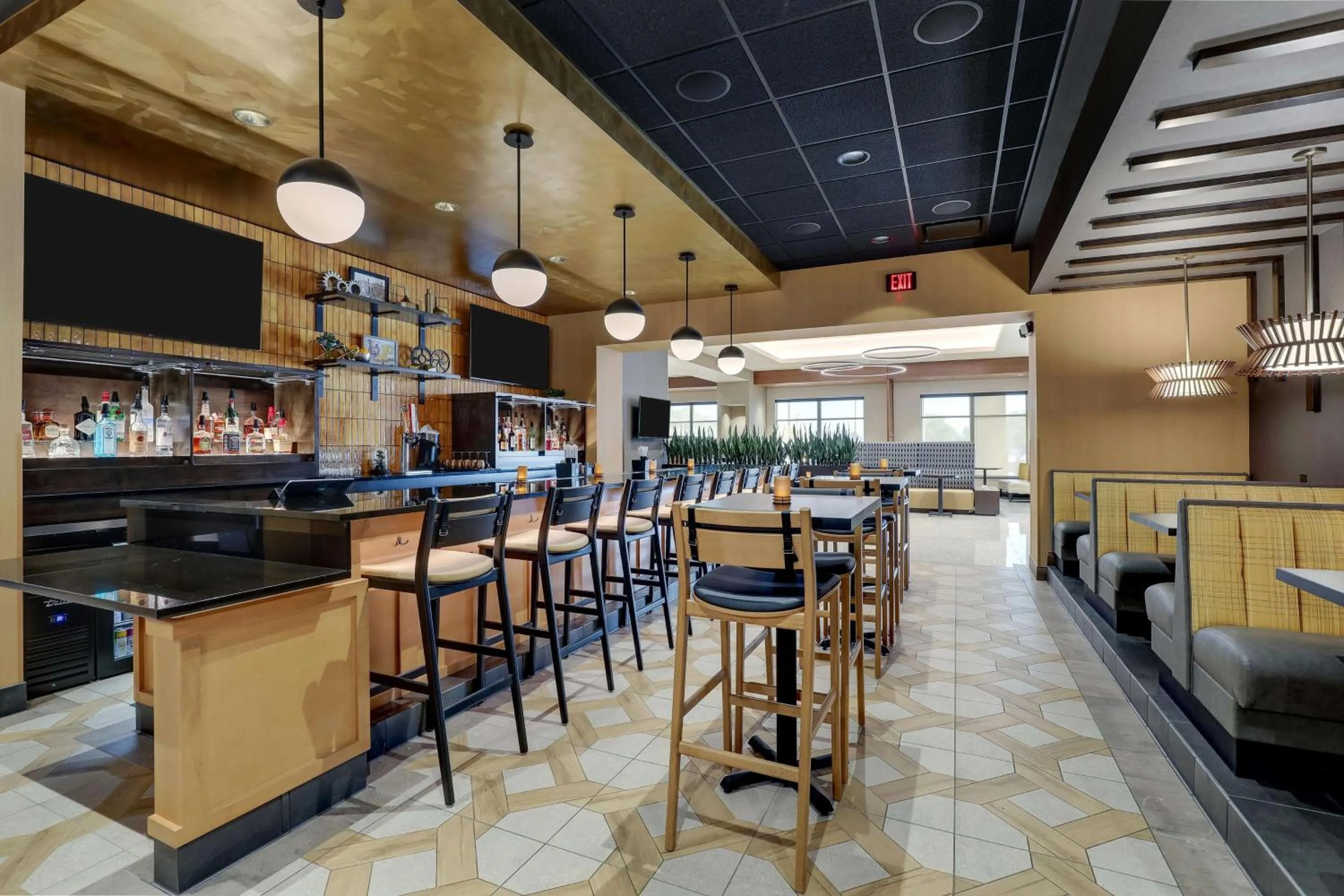 Lounge or bar in Drury Inn & Suites Lafayette IN