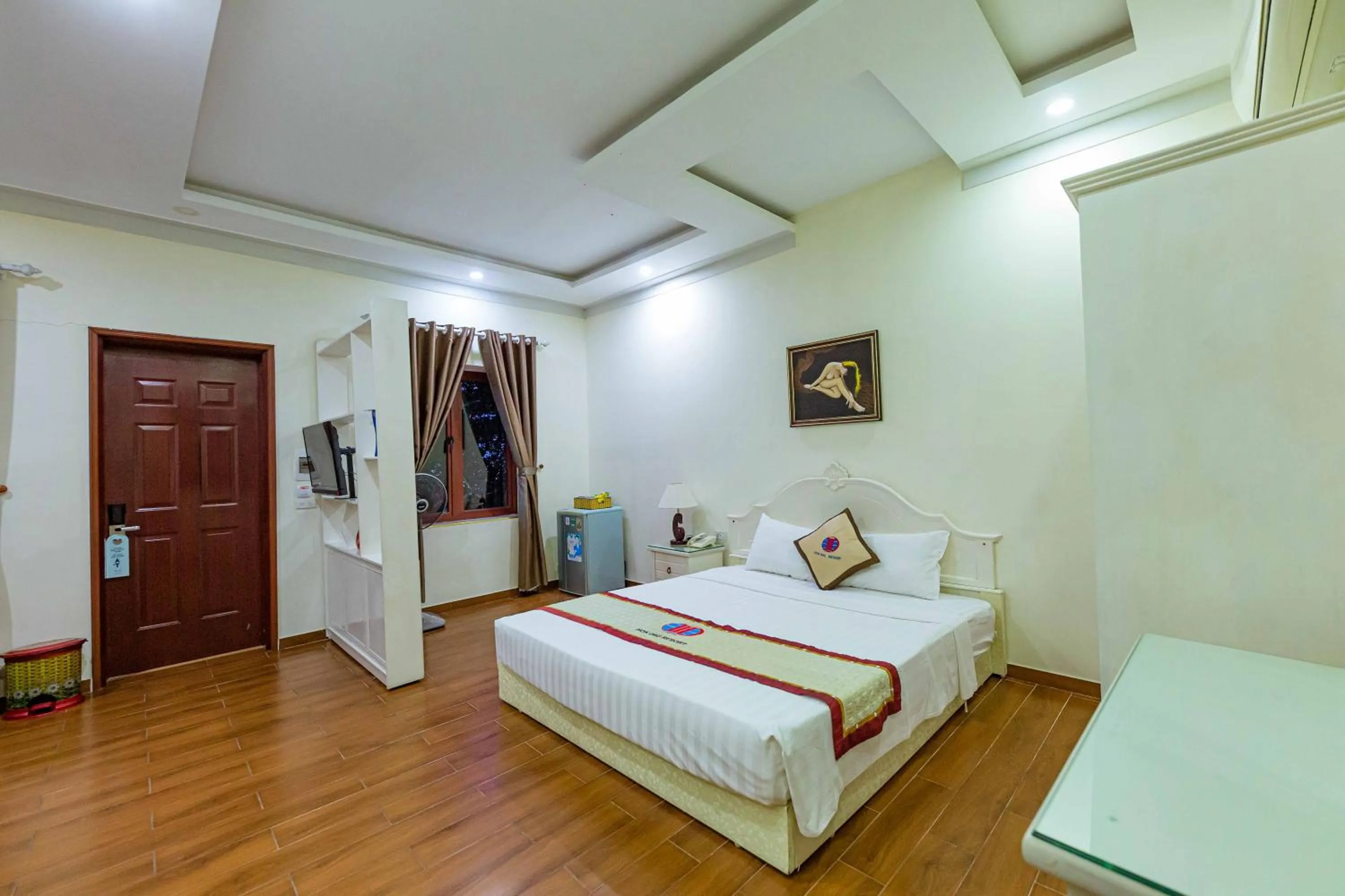 Bed in Hon Dau Resort