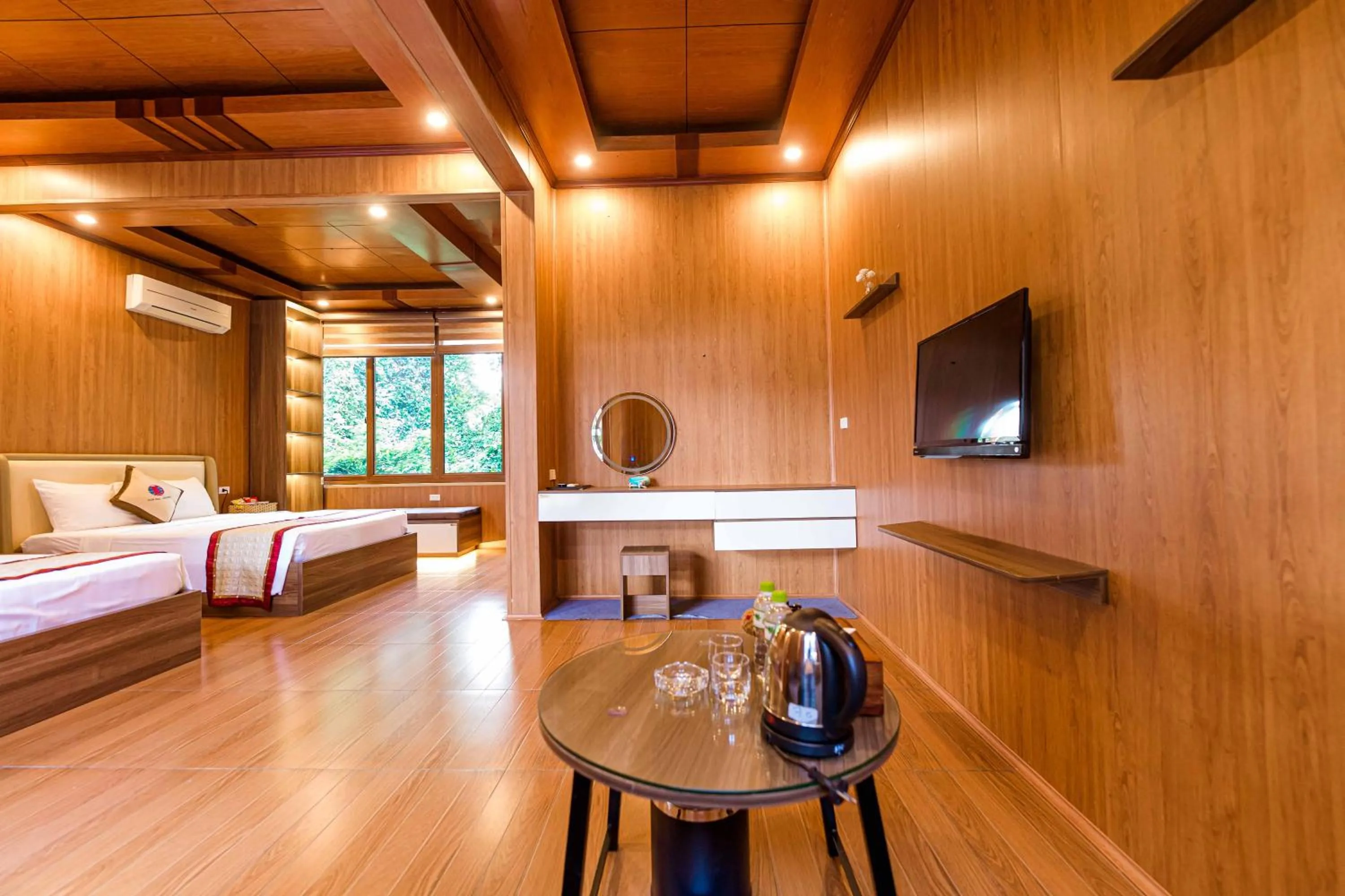 Bed in Hon Dau Resort