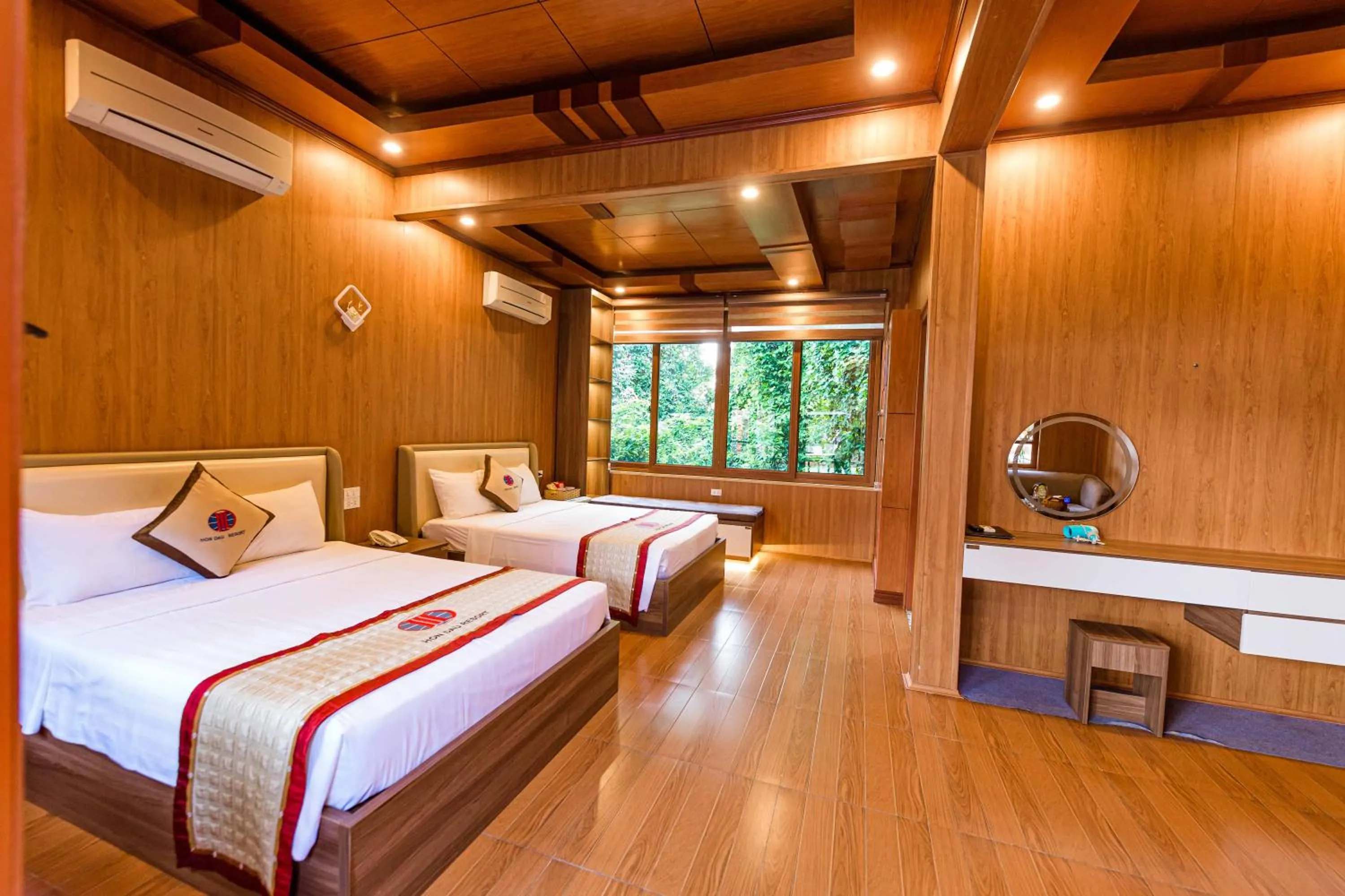 Bed in Hon Dau Resort