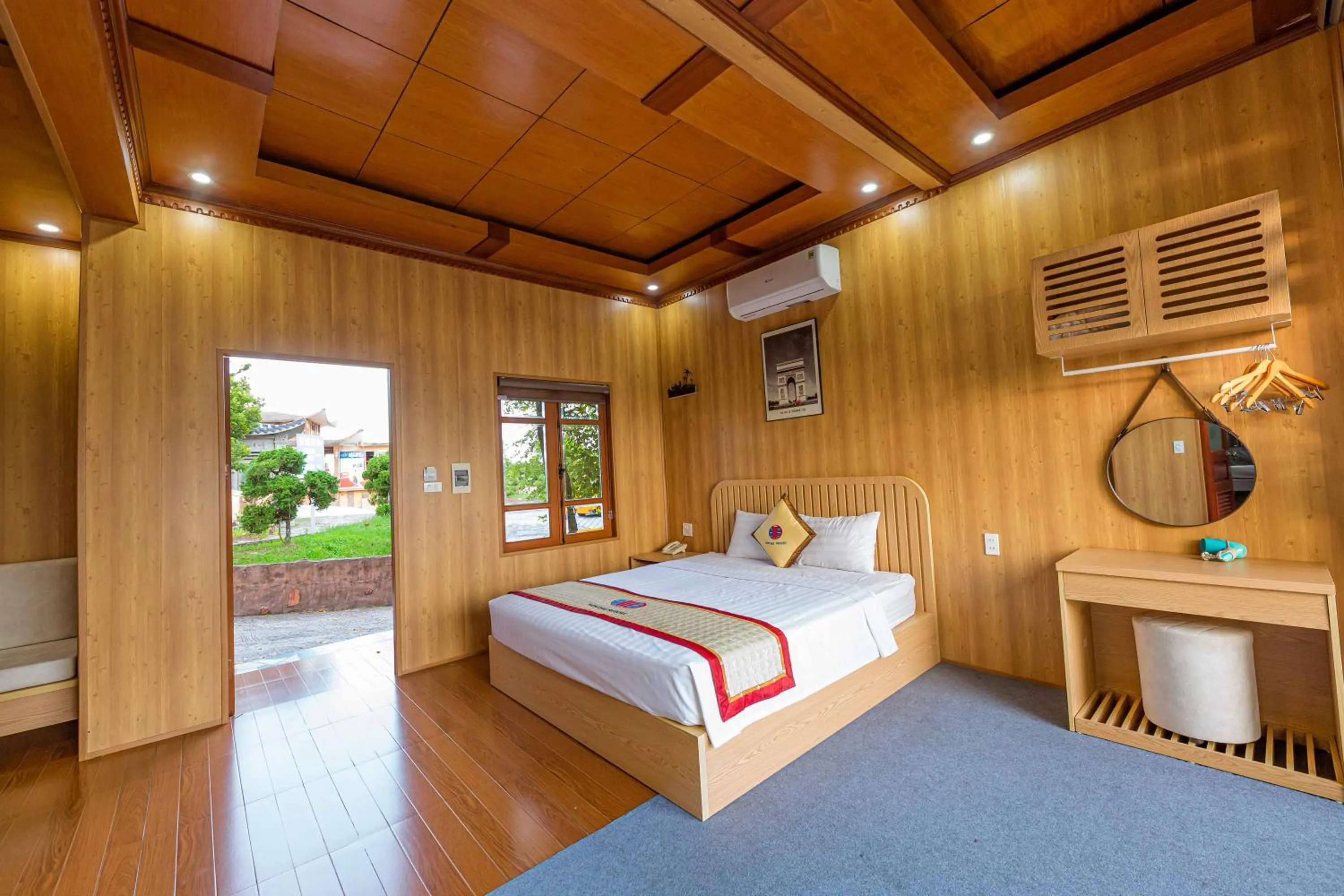 Bed in Hon Dau Resort