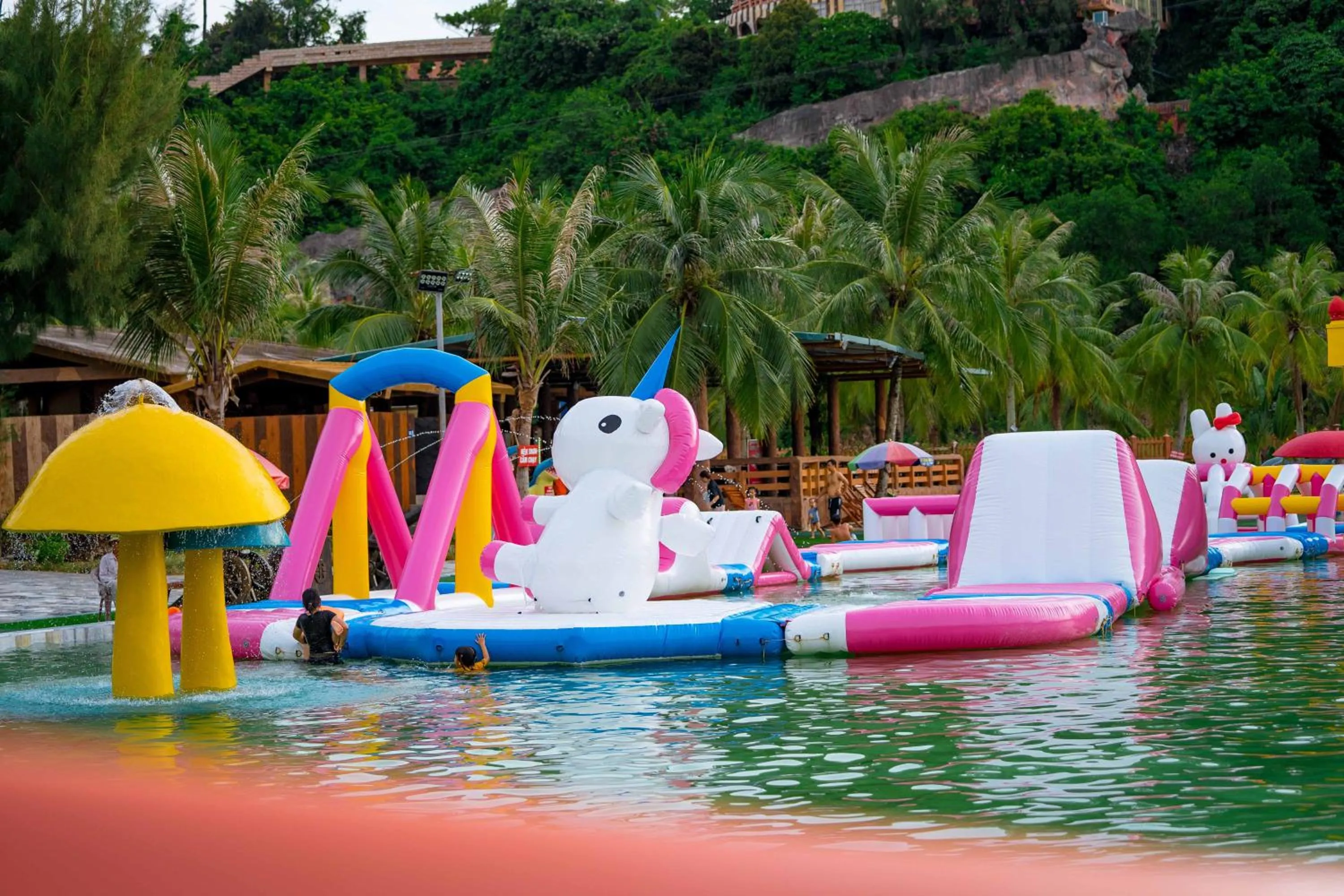 Swimming pool in Hon Dau Resort