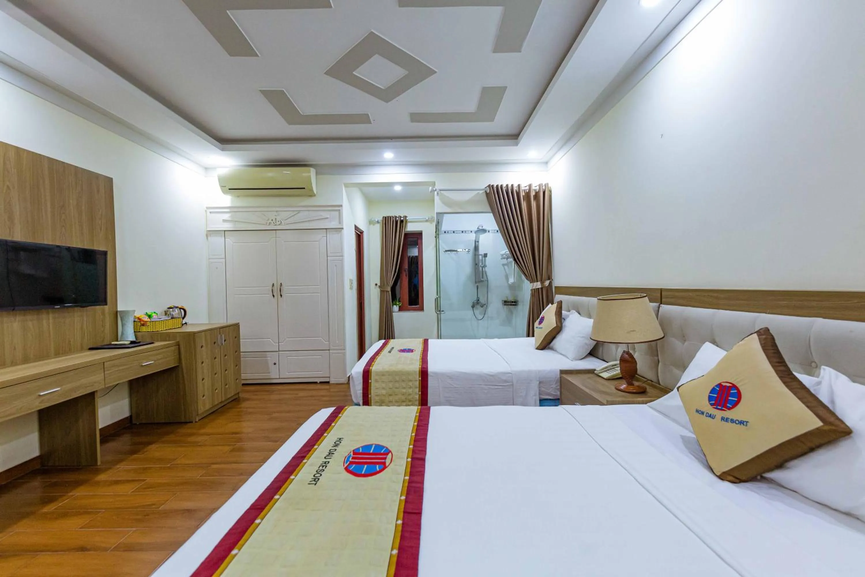 Bed in Hon Dau Resort