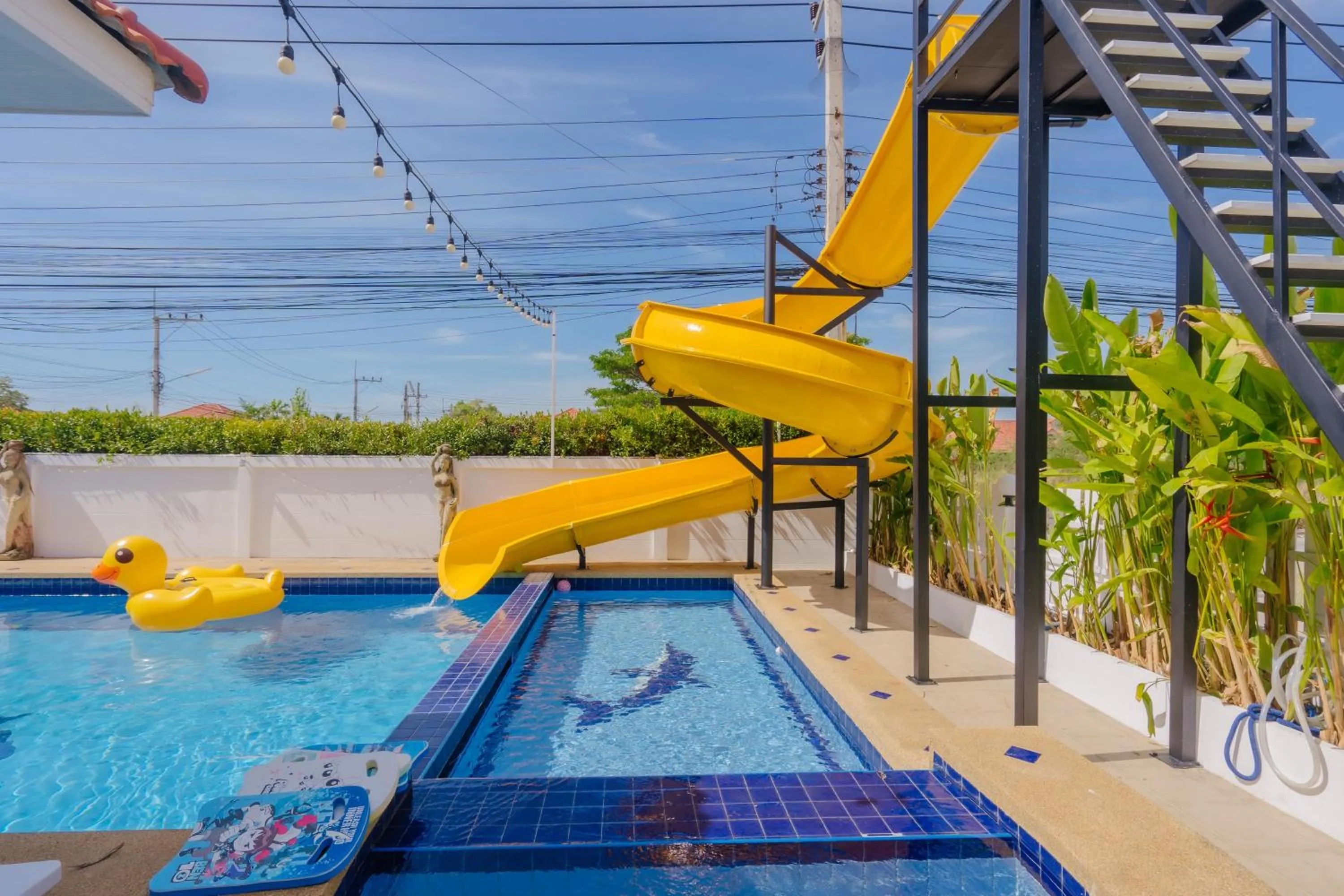 Swimming pool in Baan Kiang Lay Phu View Private Pool Villa in Central Hua Hin