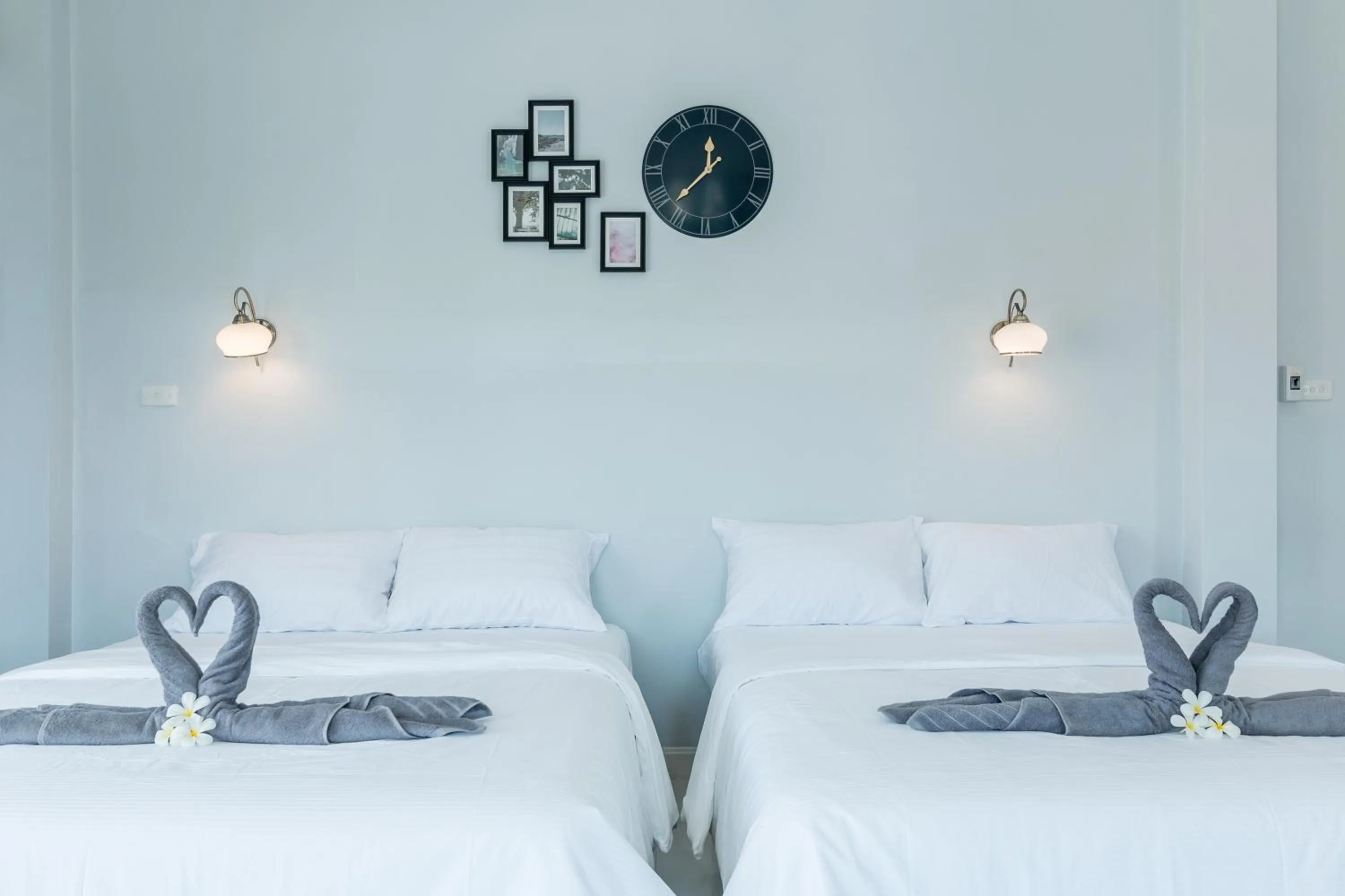 Bed in Baan Kiang Lay Phu View Private Pool Villa in Central Hua Hin