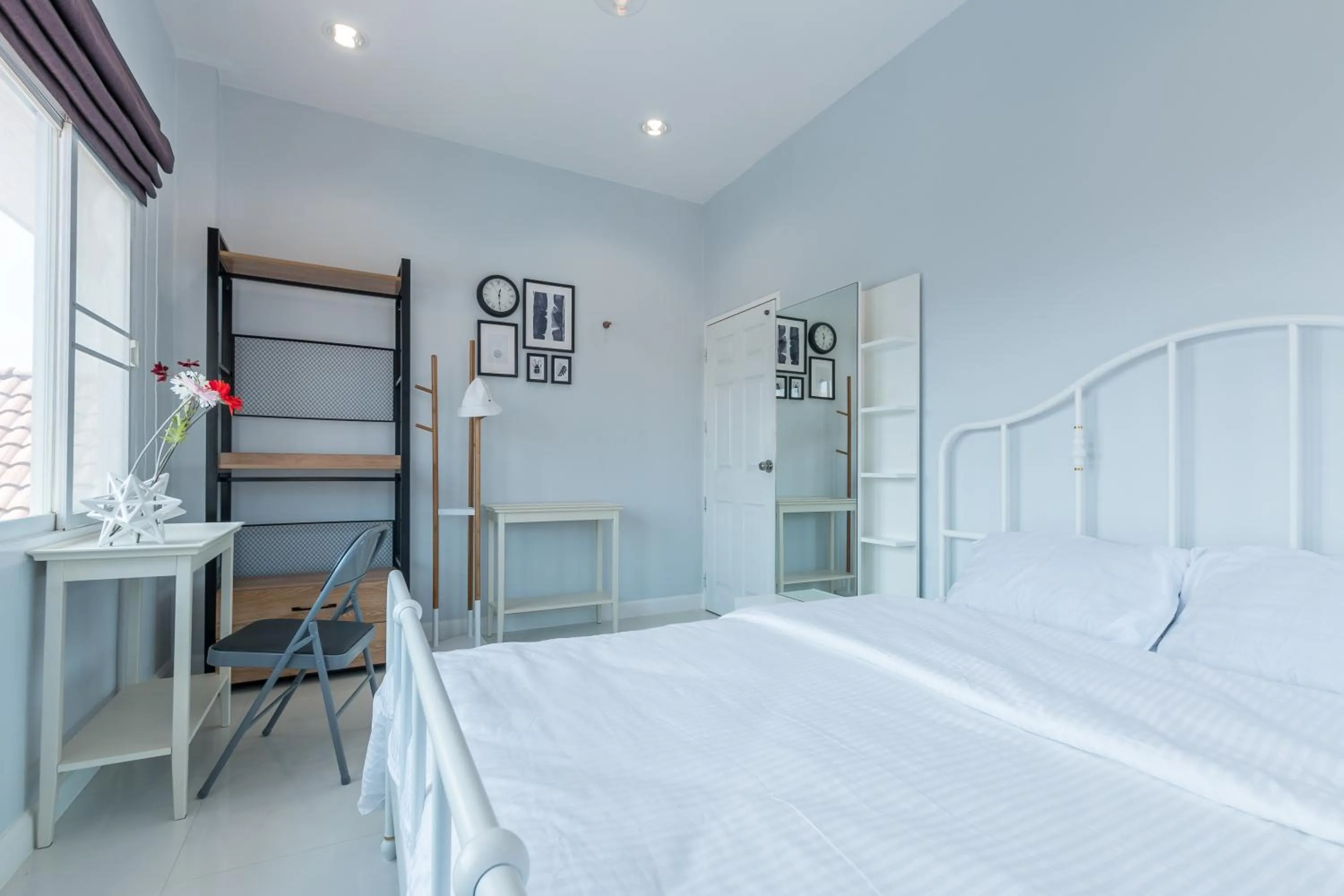 Bed in Baan Kiang Lay Phu View Private Pool Villa in Central Hua Hin