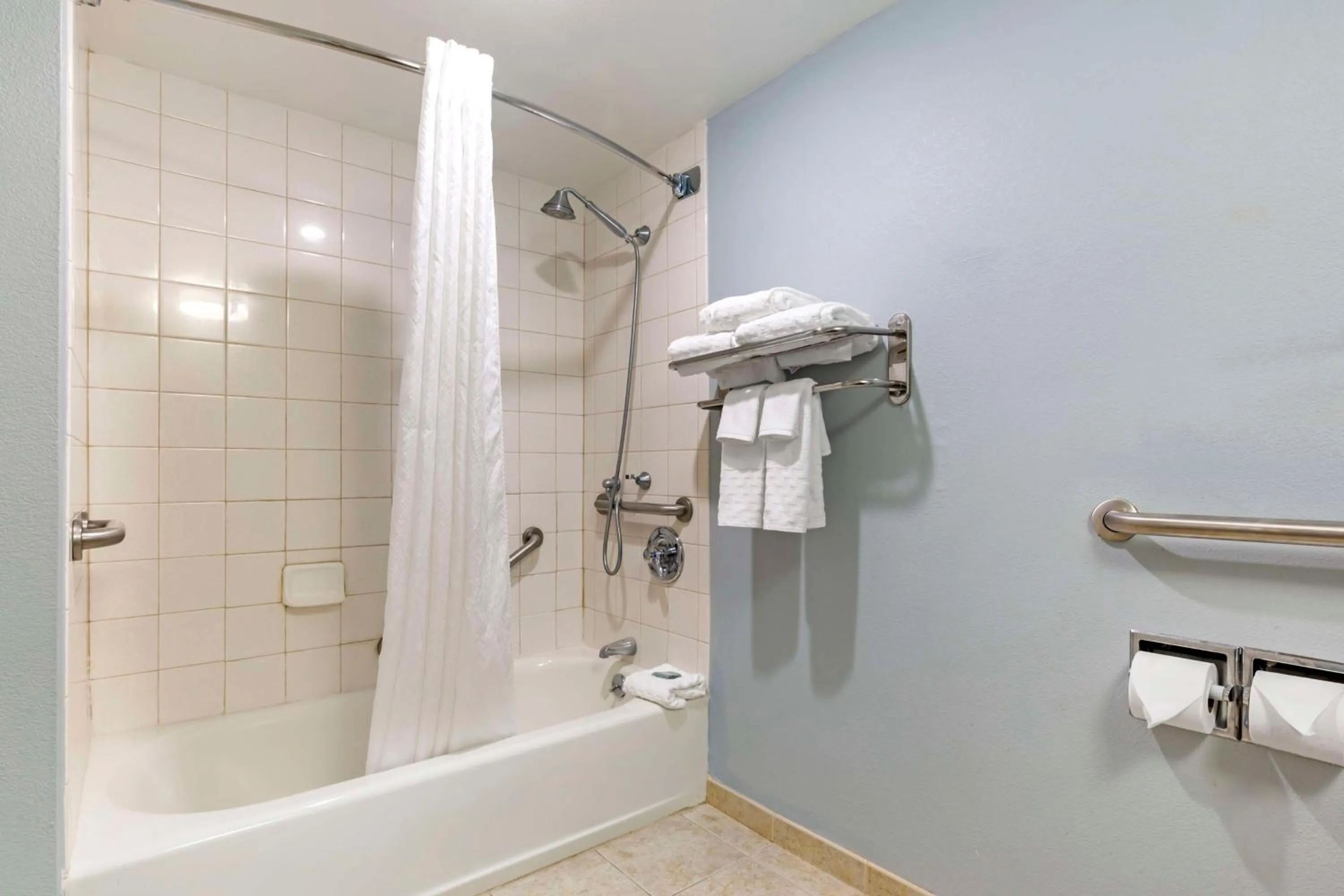 Bathroom in Best Western Hartford Hotel and Suites