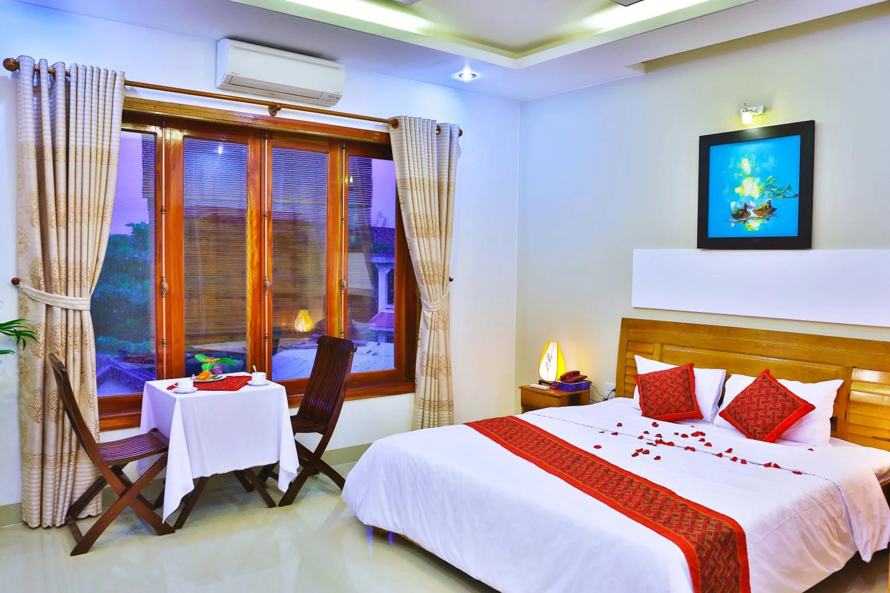 Bedroom, Bed in Hoang Thu Hostel