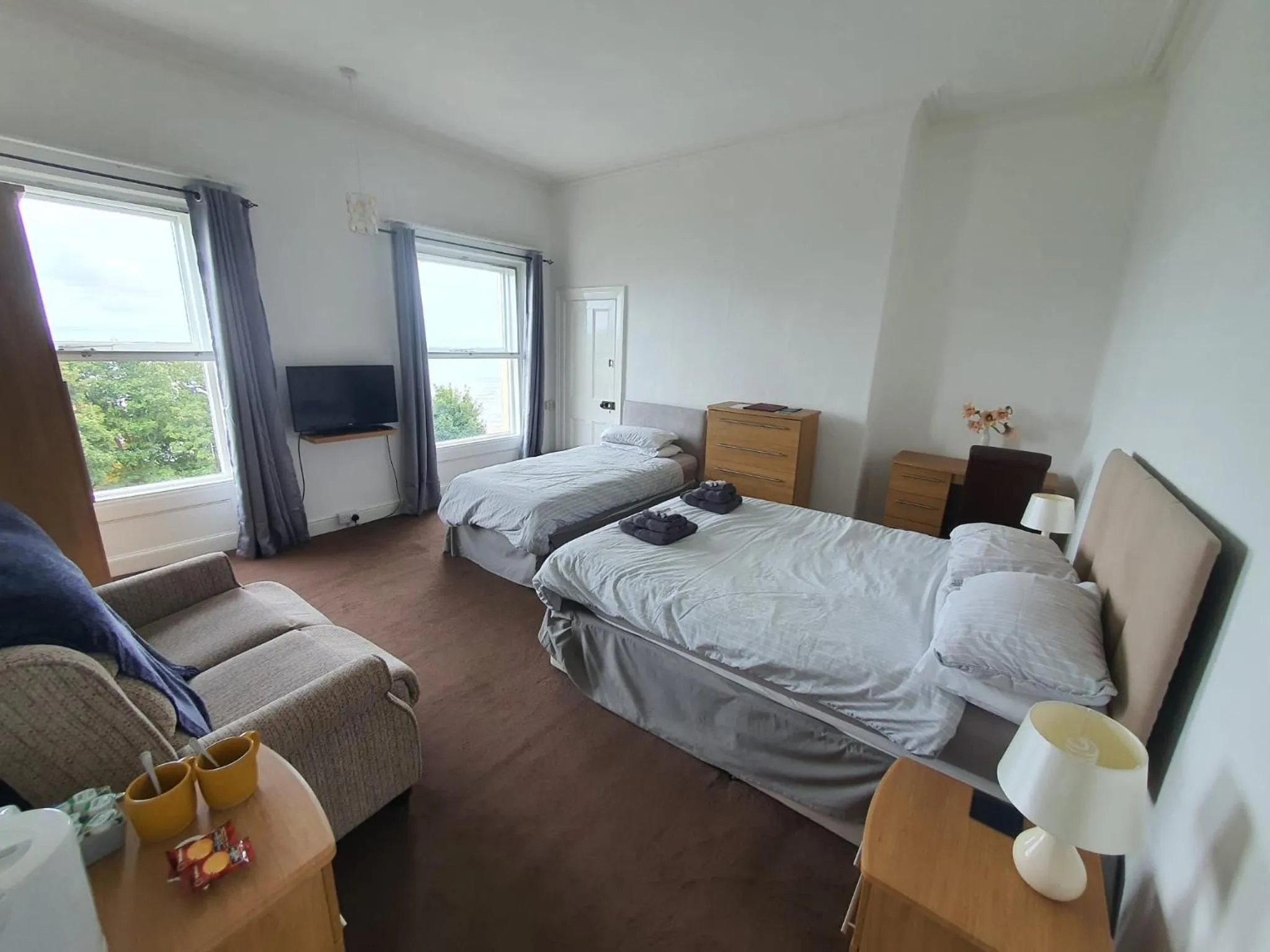 Bed in Highlander Hotel