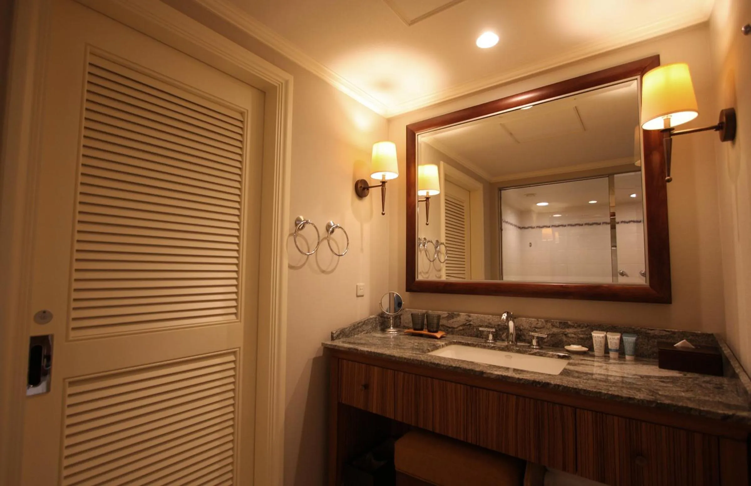 Bathroom in Hotel Nikko Alivila