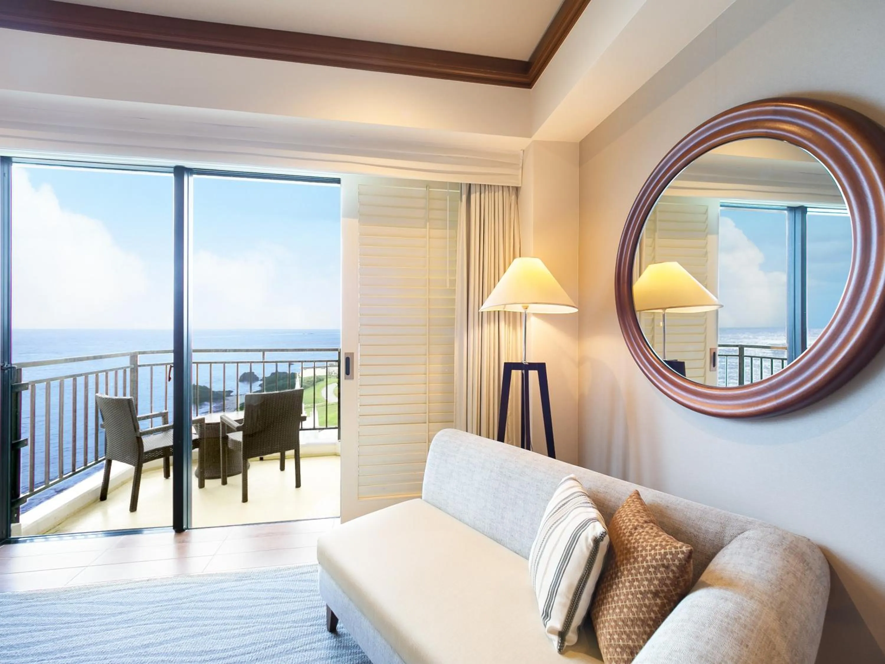 Decorative detail in Hotel Nikko Alivila