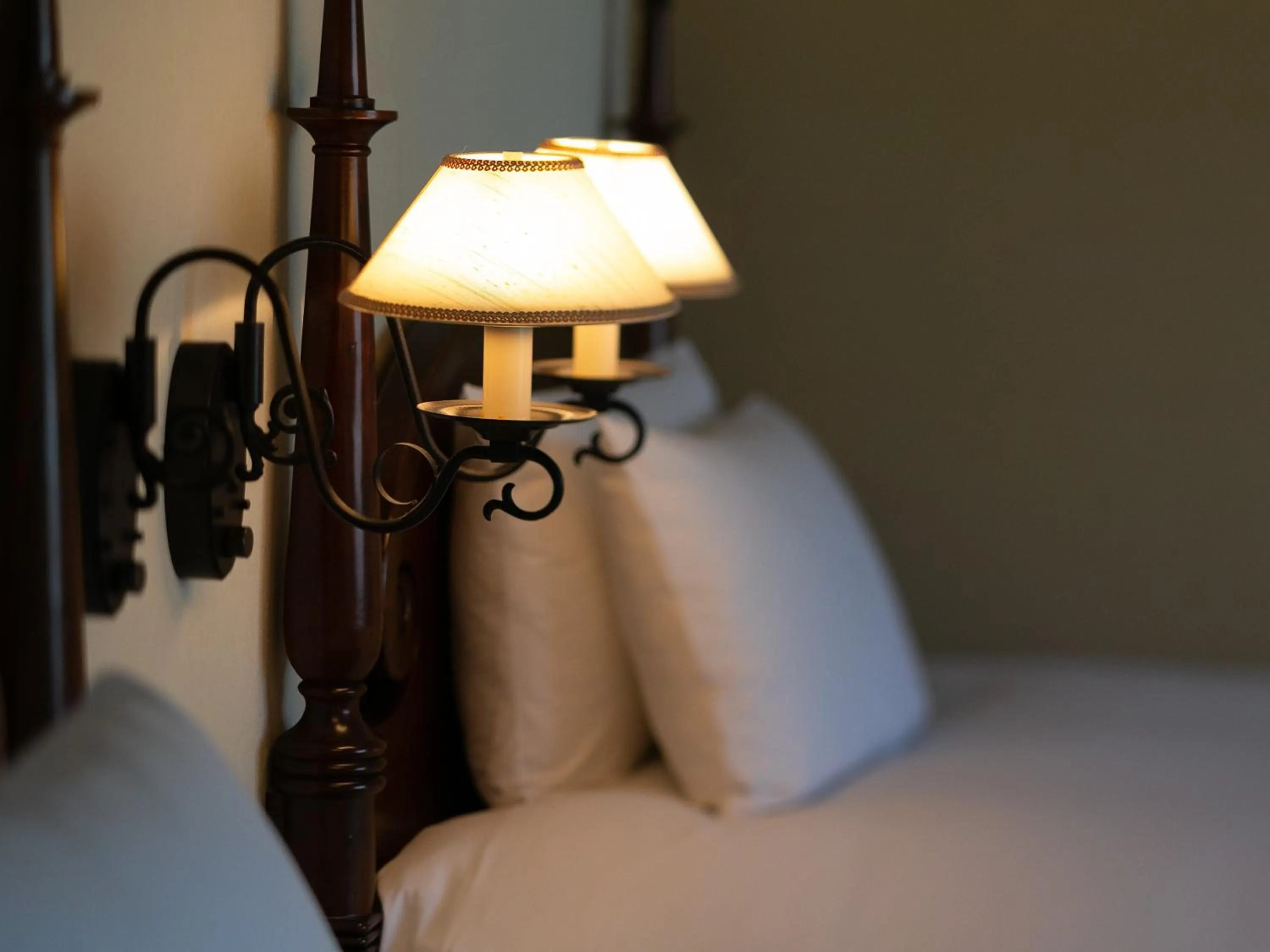 Bed in Hotel Nikko Alivila