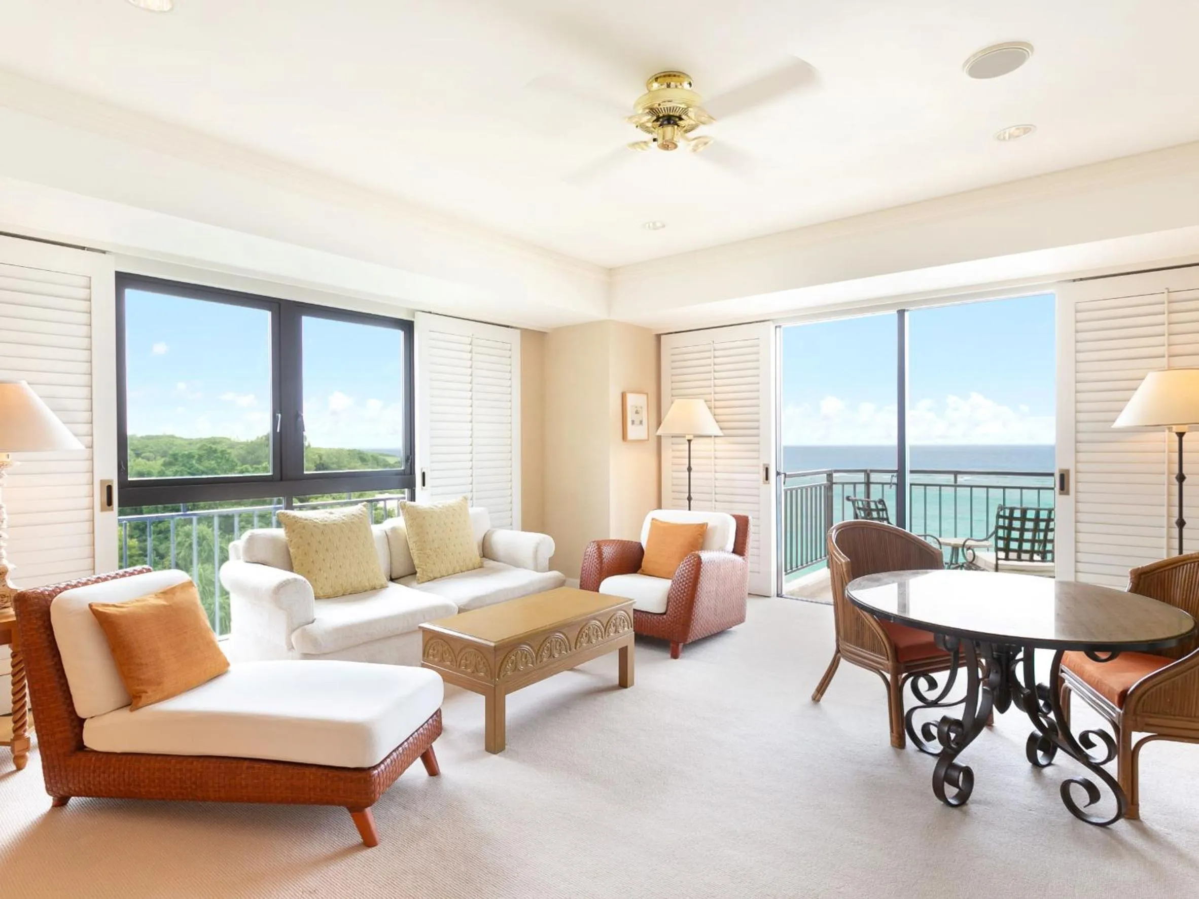 Photo of the whole room in Hotel Nikko Alivila