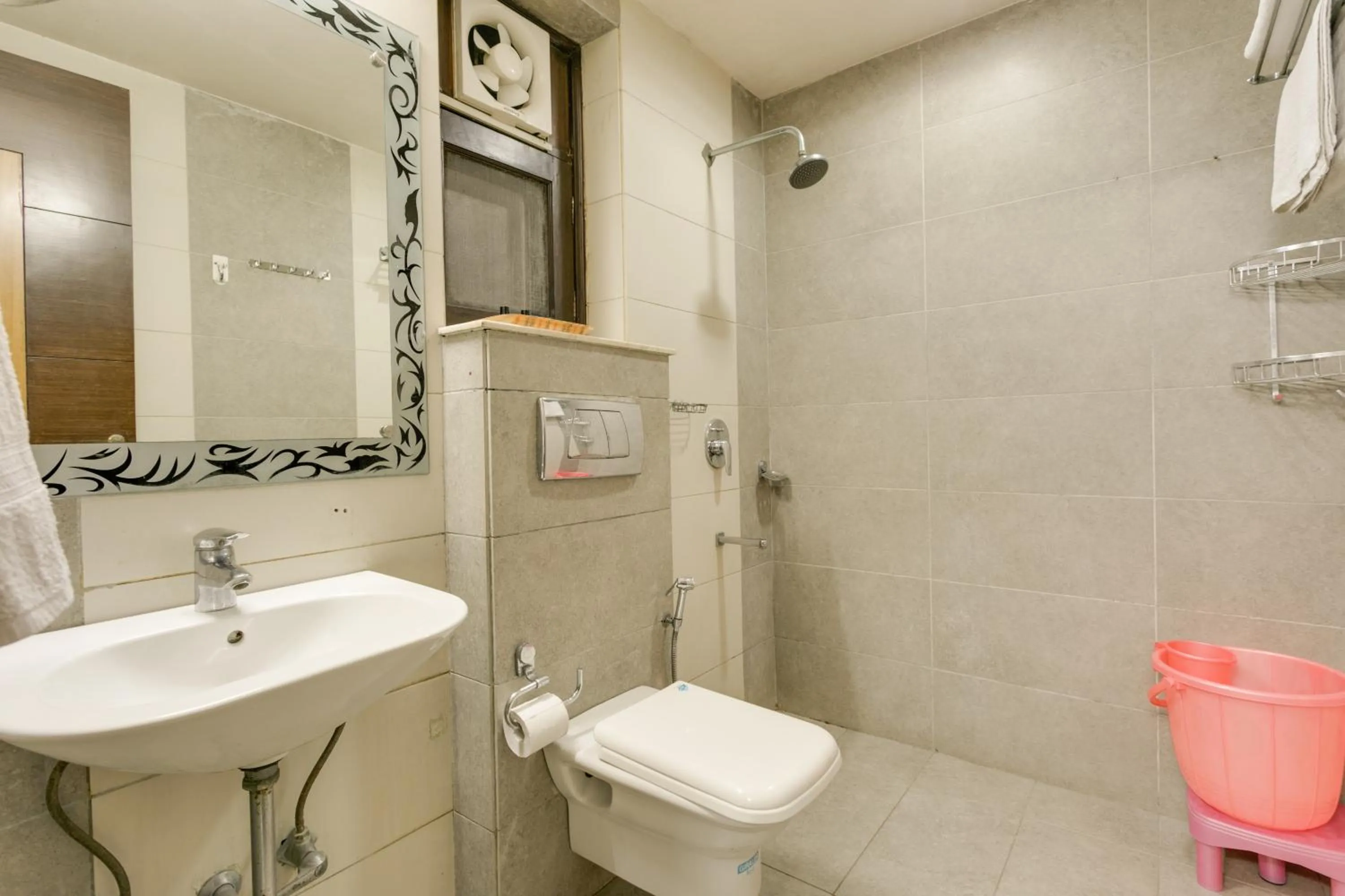 Bathroom in Hermitage by The Cosy Hotels Near Lotus Temple