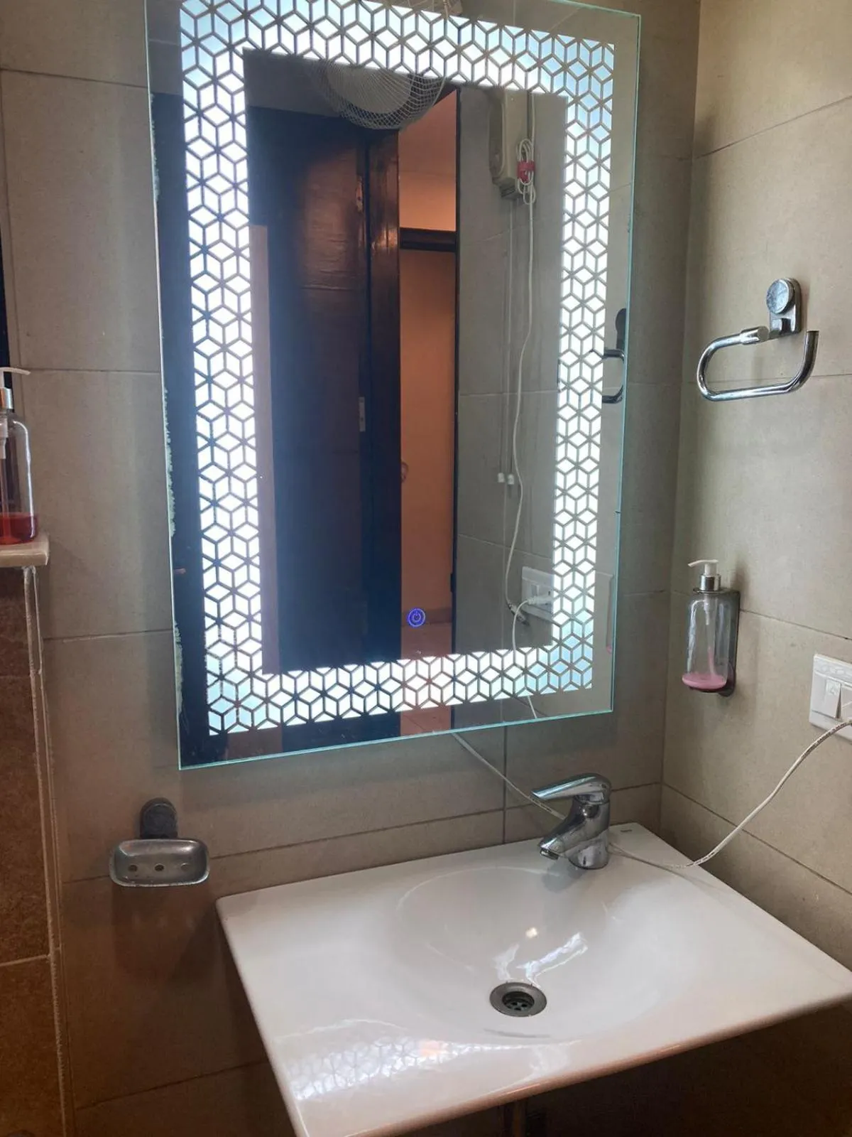 Bathroom in Hermitage by The Cosy Hotels Near Lotus Temple